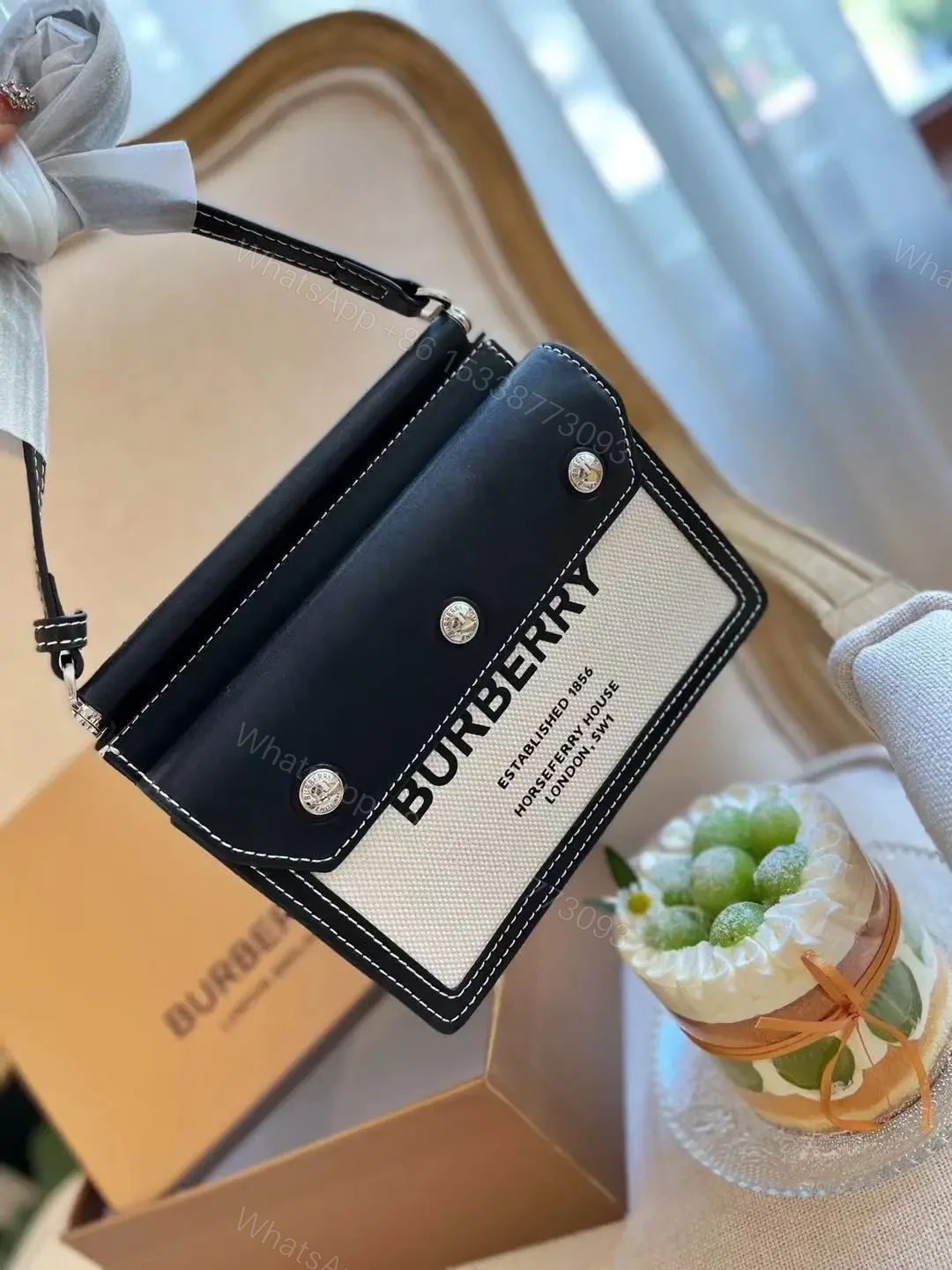 BURBERRY — view 1