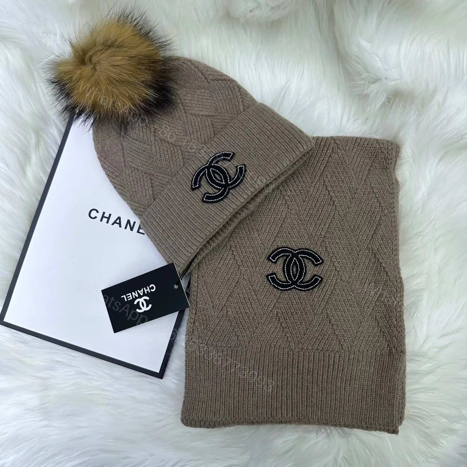 CHANEL — view 1
