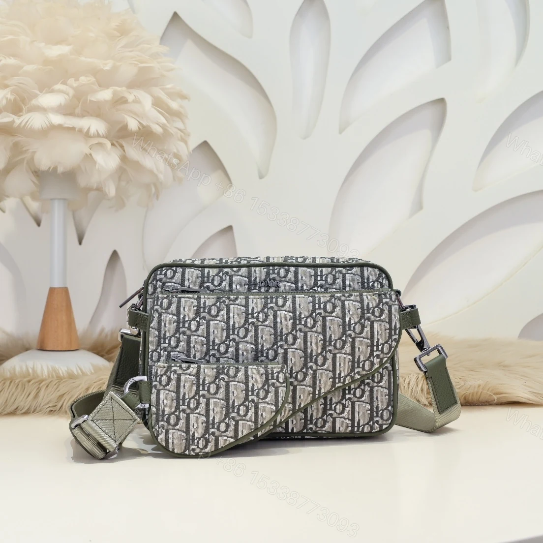Dior 一比一 Safari Oblique半月斜背包軍綠拼色款 — view 1