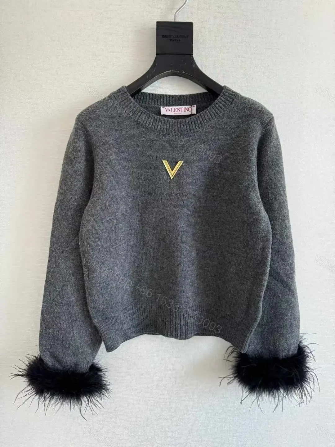 VALENTINO — view 1