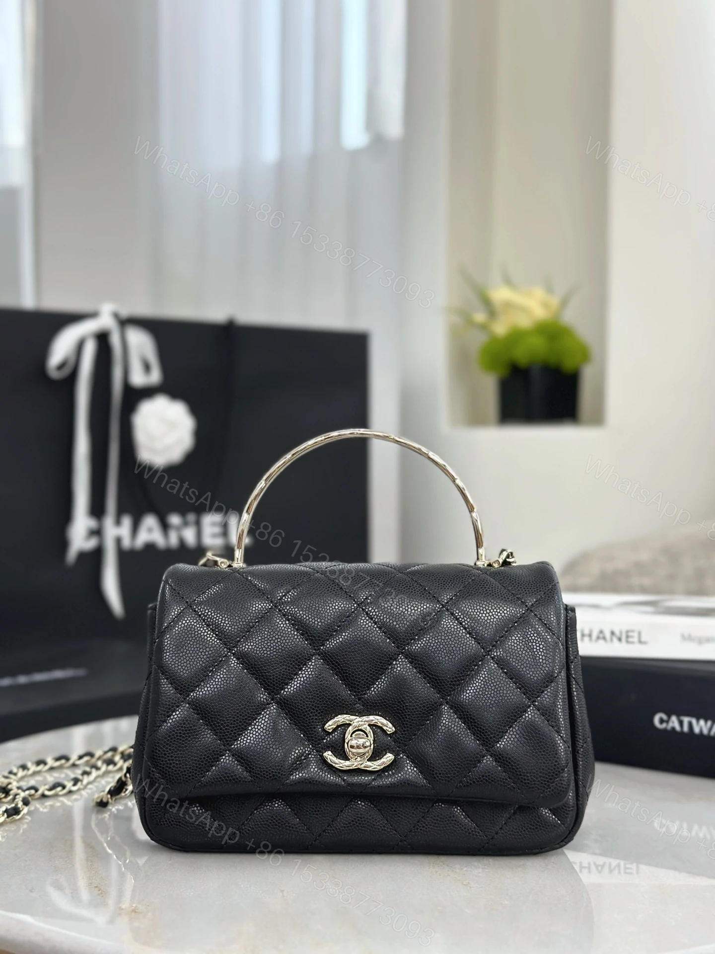 CHANEL A貨 Coco Handle 迷你手提包 黑色荔枝紋菱格紋鏈條包 — view 1