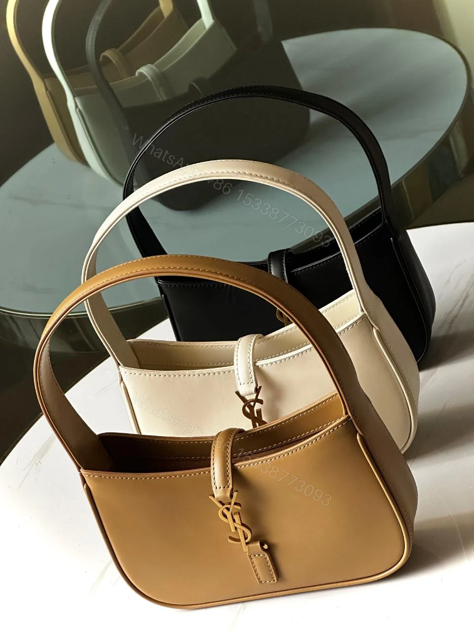 Saint Laurent Le 5 à 7 Mini leather shoulder bag — view 1