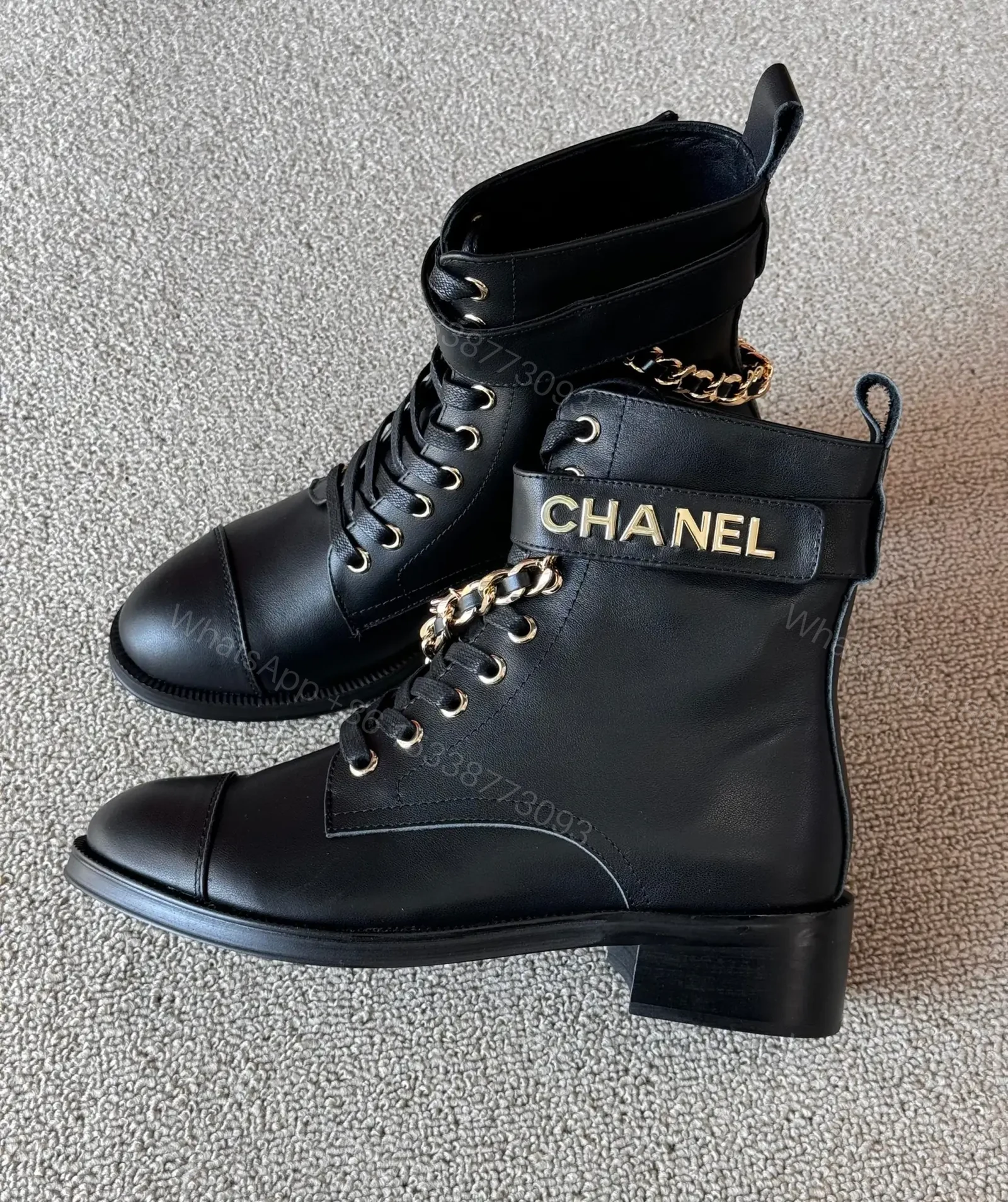 CHANEL — view 1