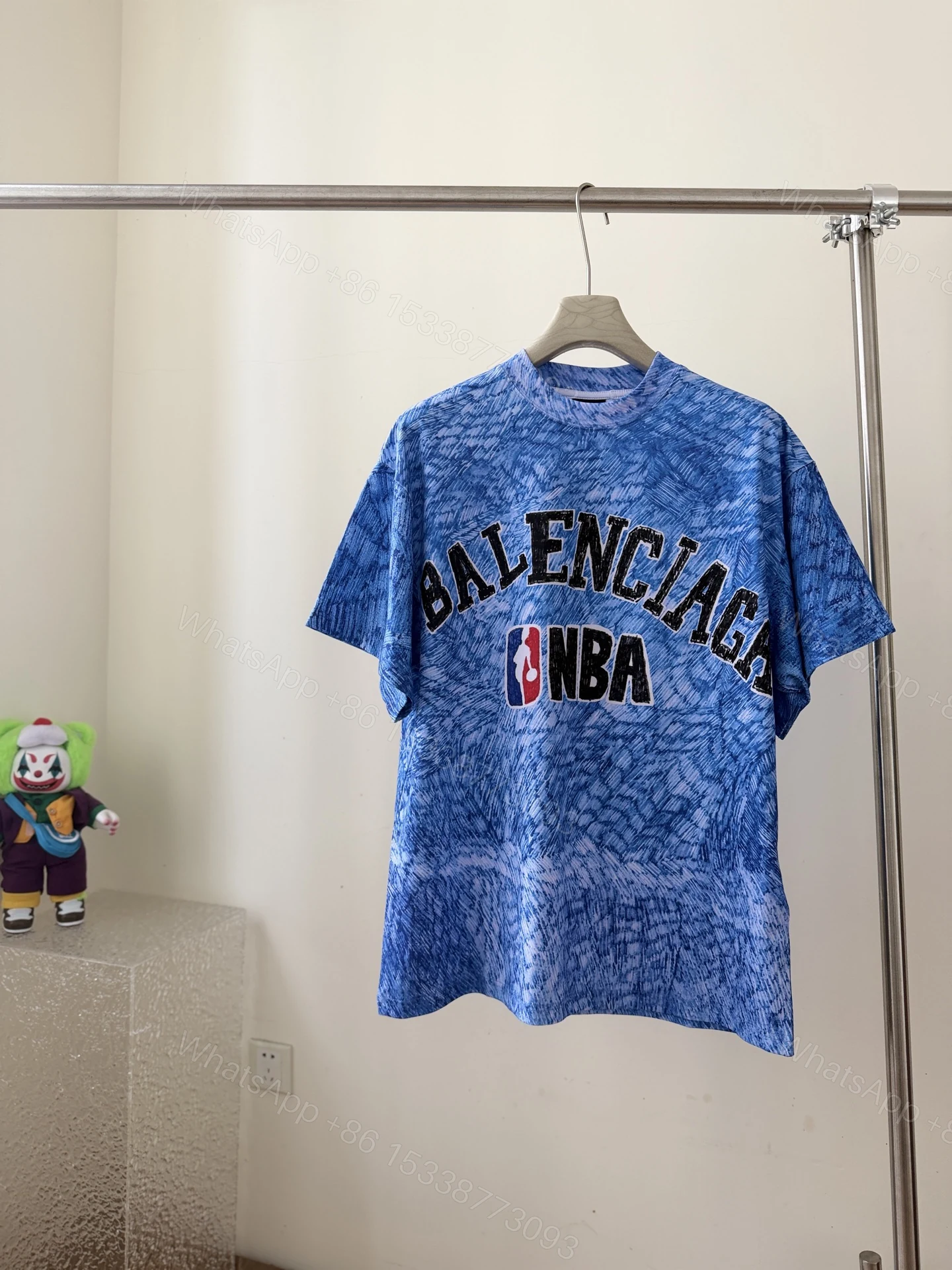 Balenciaga 原單 男款NBA聯名藍色印花短袖T恤 潮流街頭款 — view 1