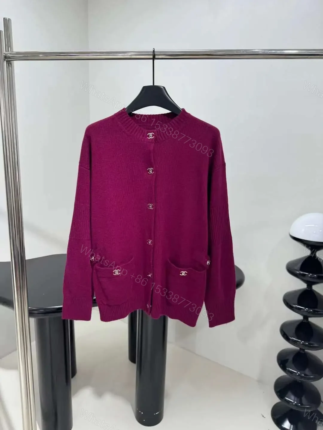 CHANEL — view 1