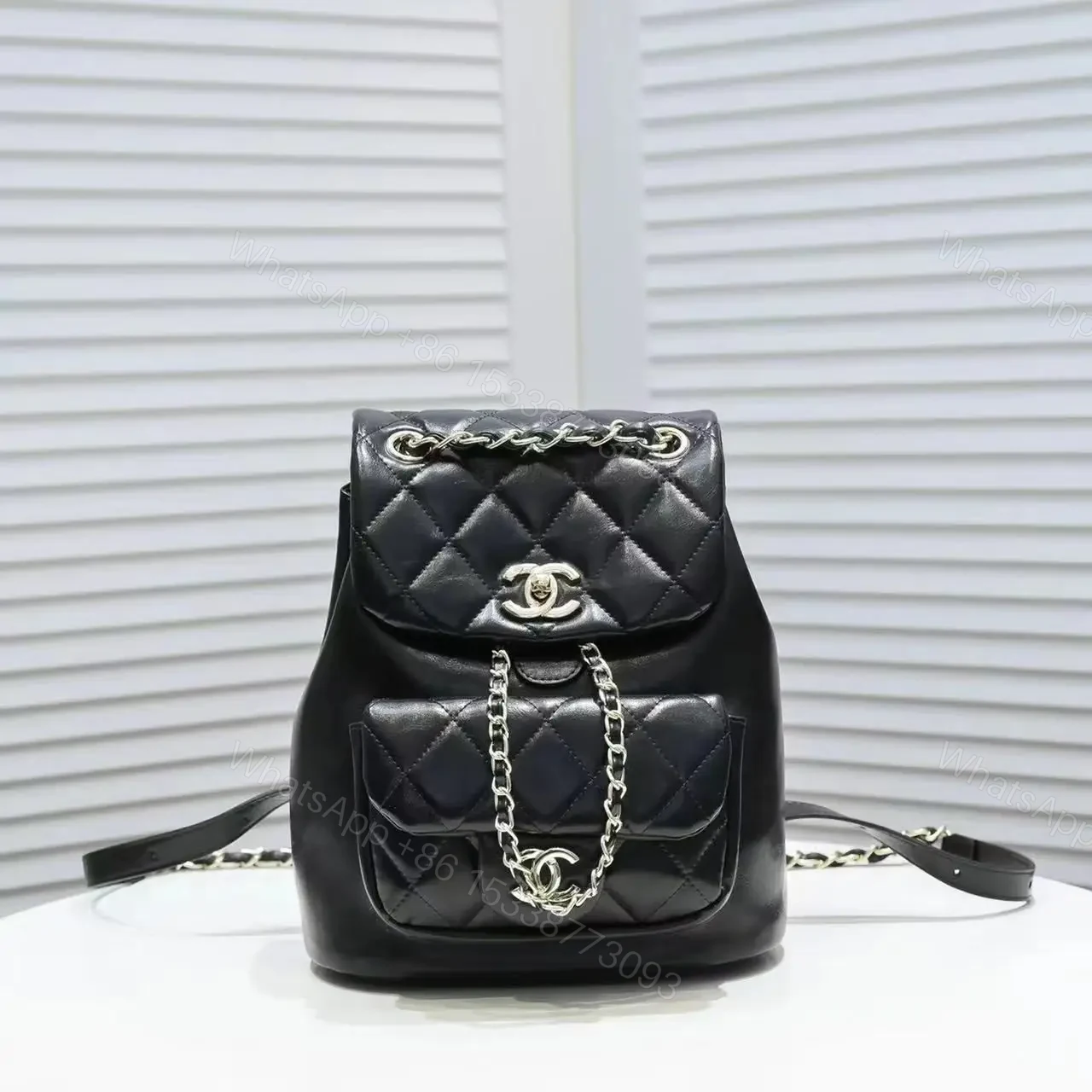CHANEL — view 1