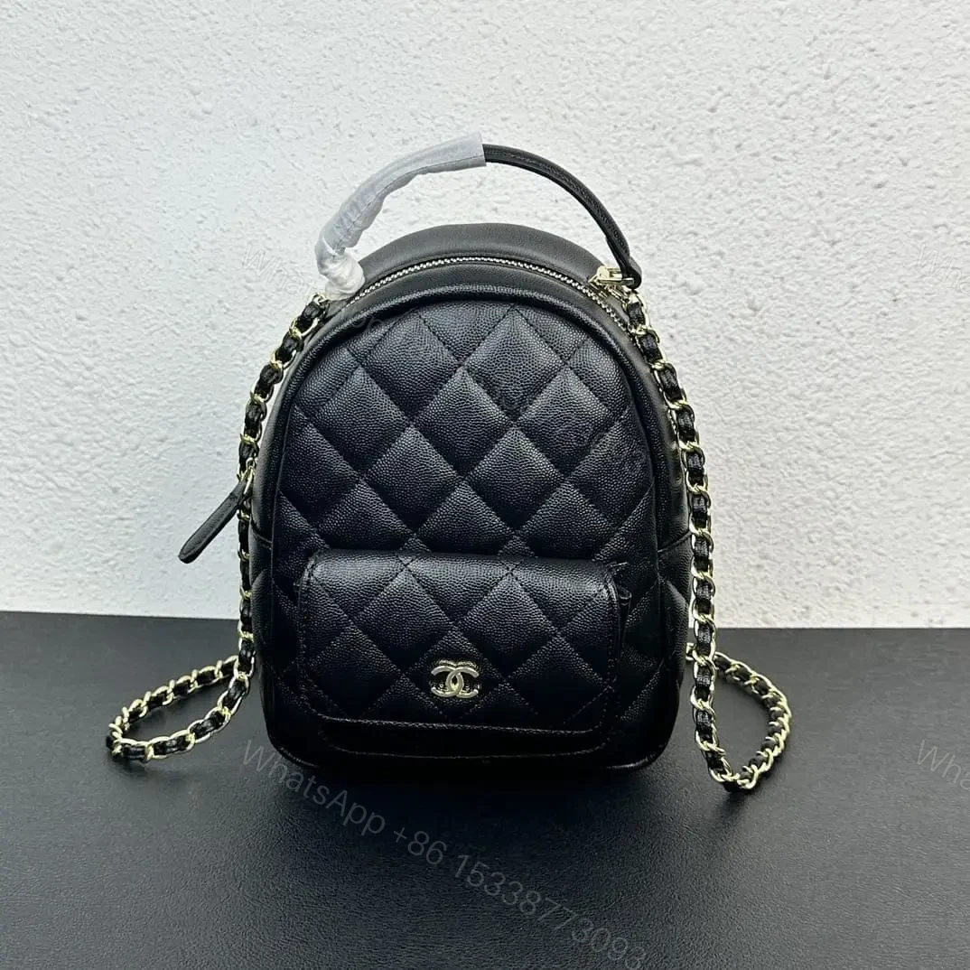 CHANEL — view 1