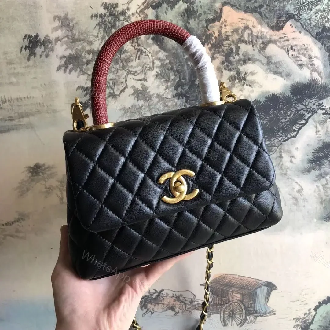CHANEL — view 1