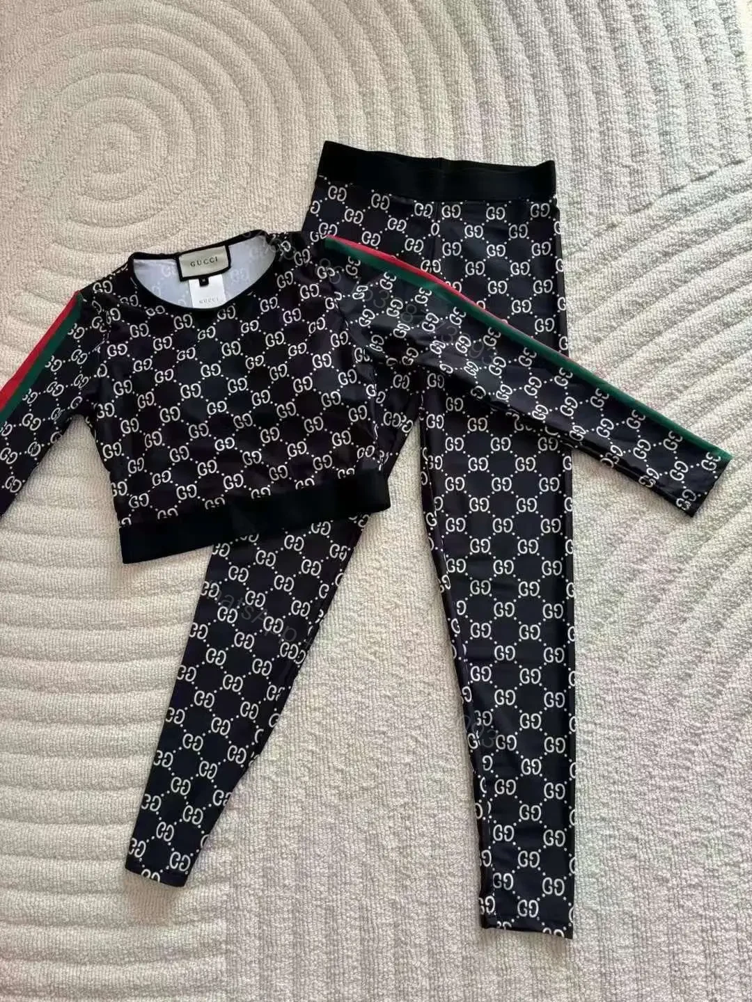 GUCCI — view 1