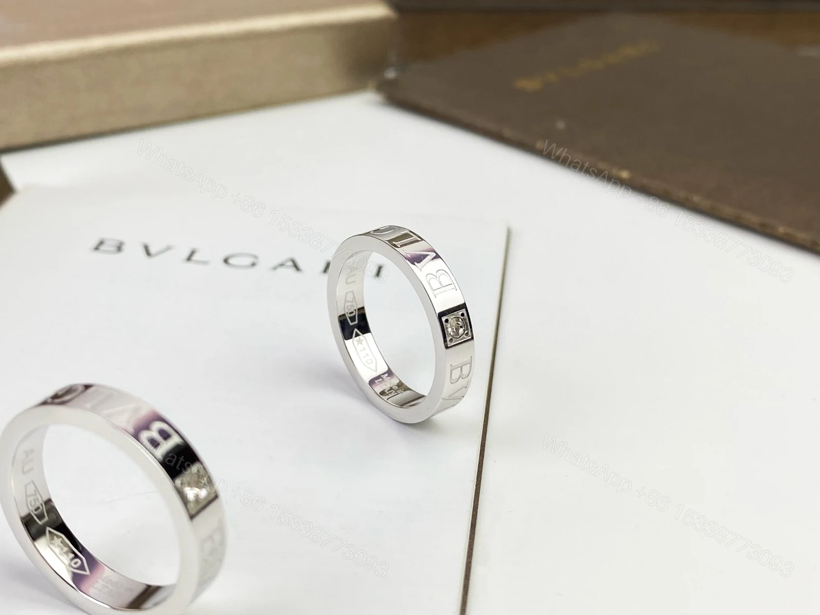 BVLGARI 一比一 鑲鑽對戒 情侶戒指 經典刻字款 — view 1
