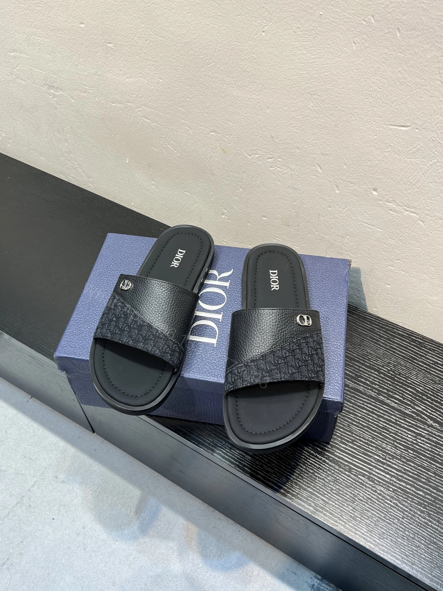 Dior 原單男士涼拖 黑色皮革拼接Oblique低調高質感拖鞋 — view 1