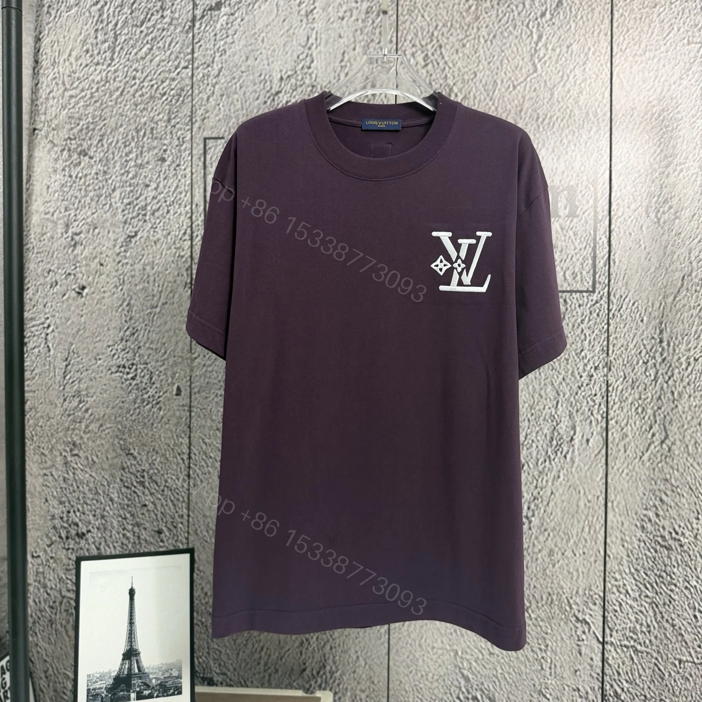 LV 原單 男款 經典字母刺繡短袖T恤 高級質感簡約款 — view 1