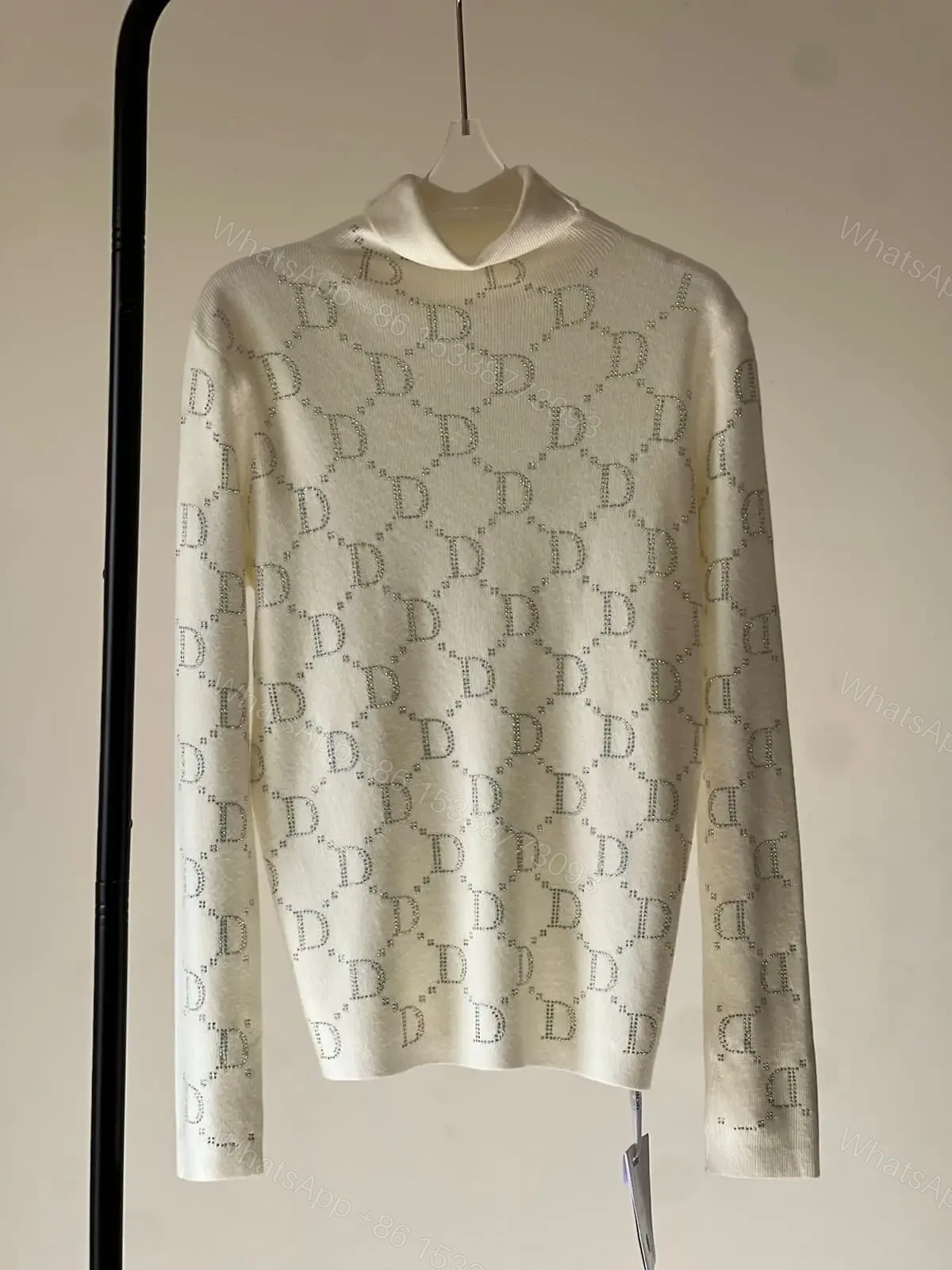 DIOR — view 1
