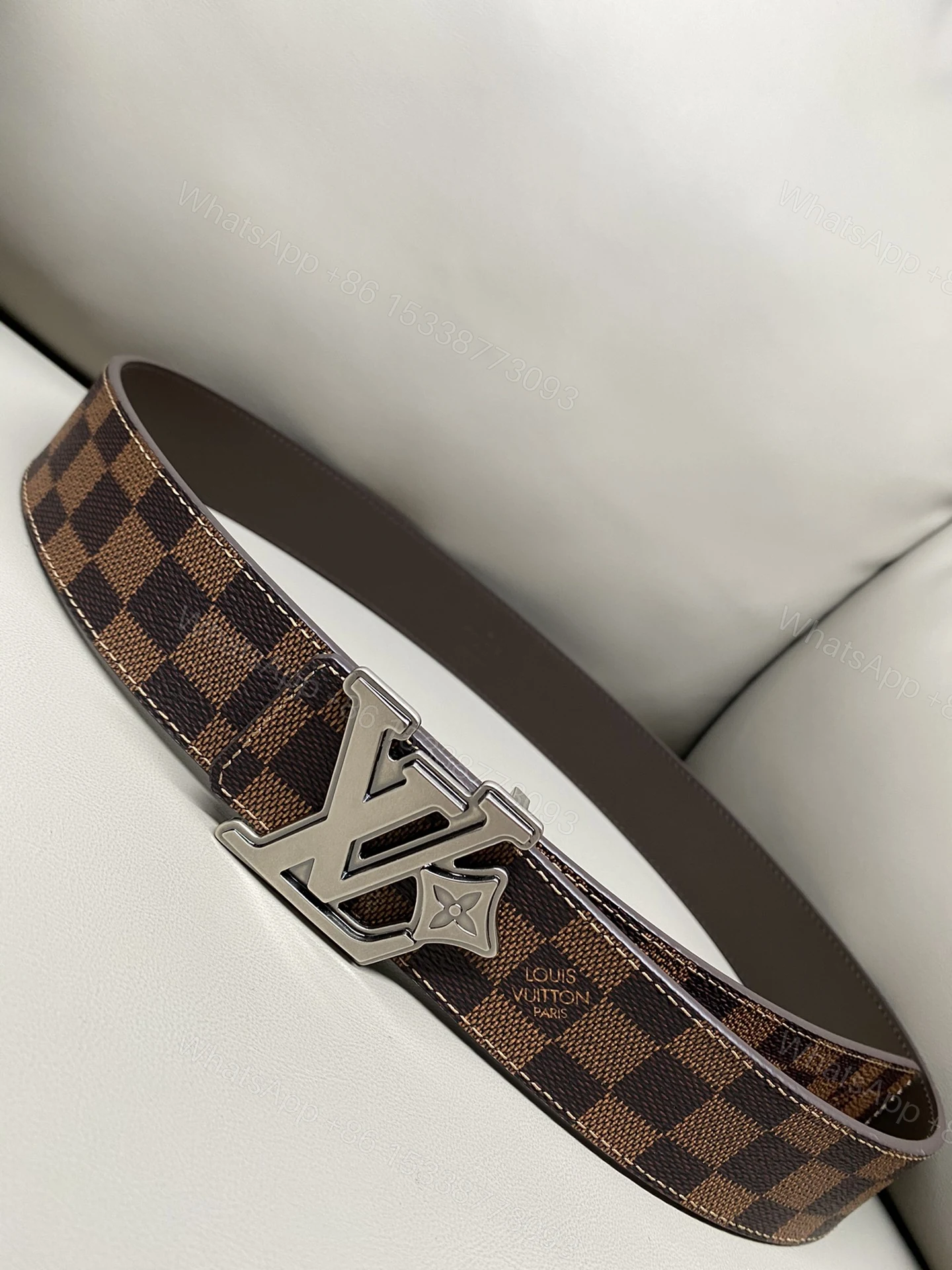 LV 一比一 Damier 格紋皮帶 銀扣設計款 — view 1