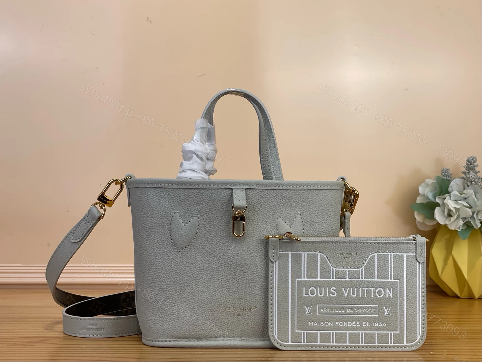 LV 一比一 OnTheGo 小號托特包 灰色拼接設計手提斜背女包 — view 1