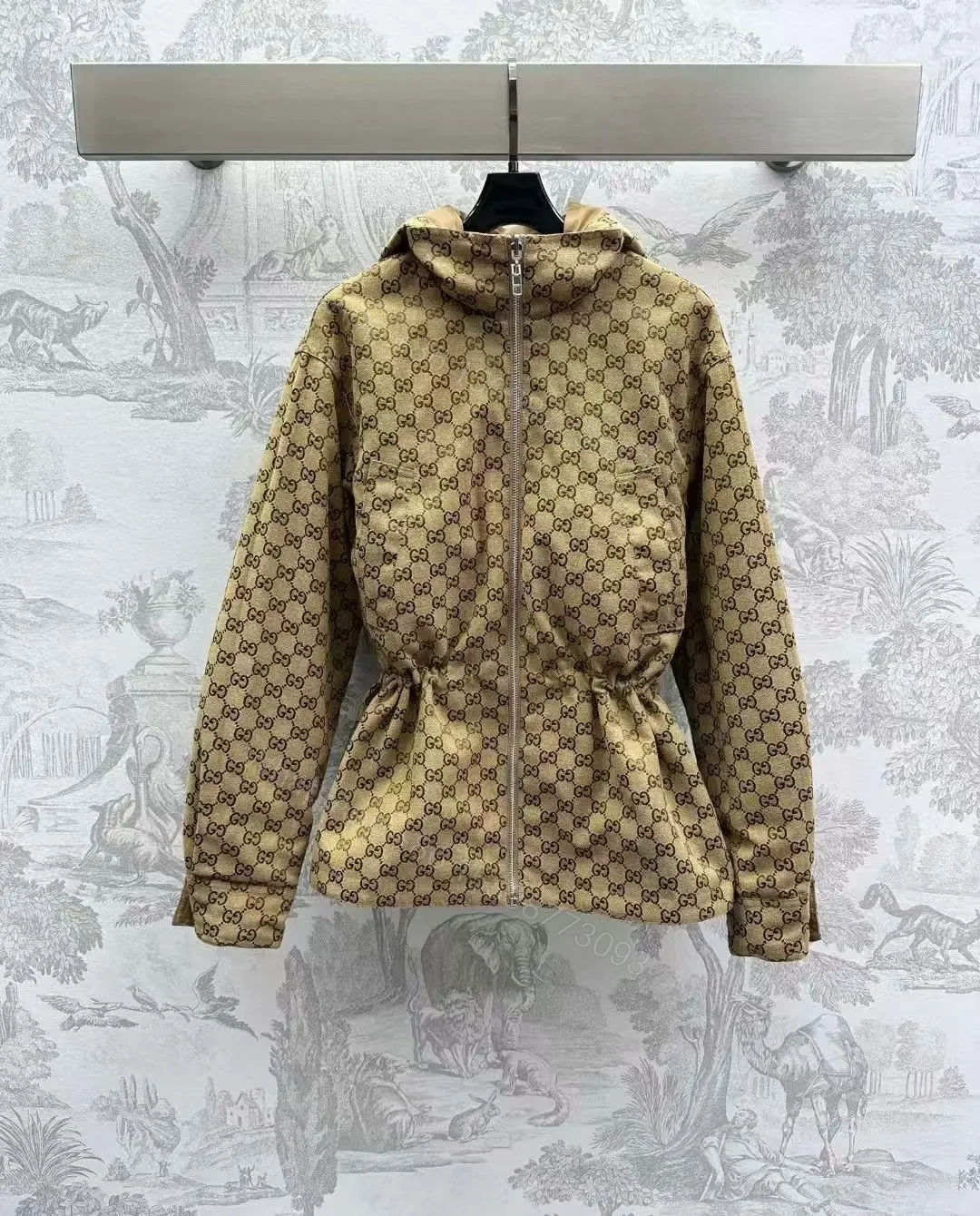 GUCCI — view 1