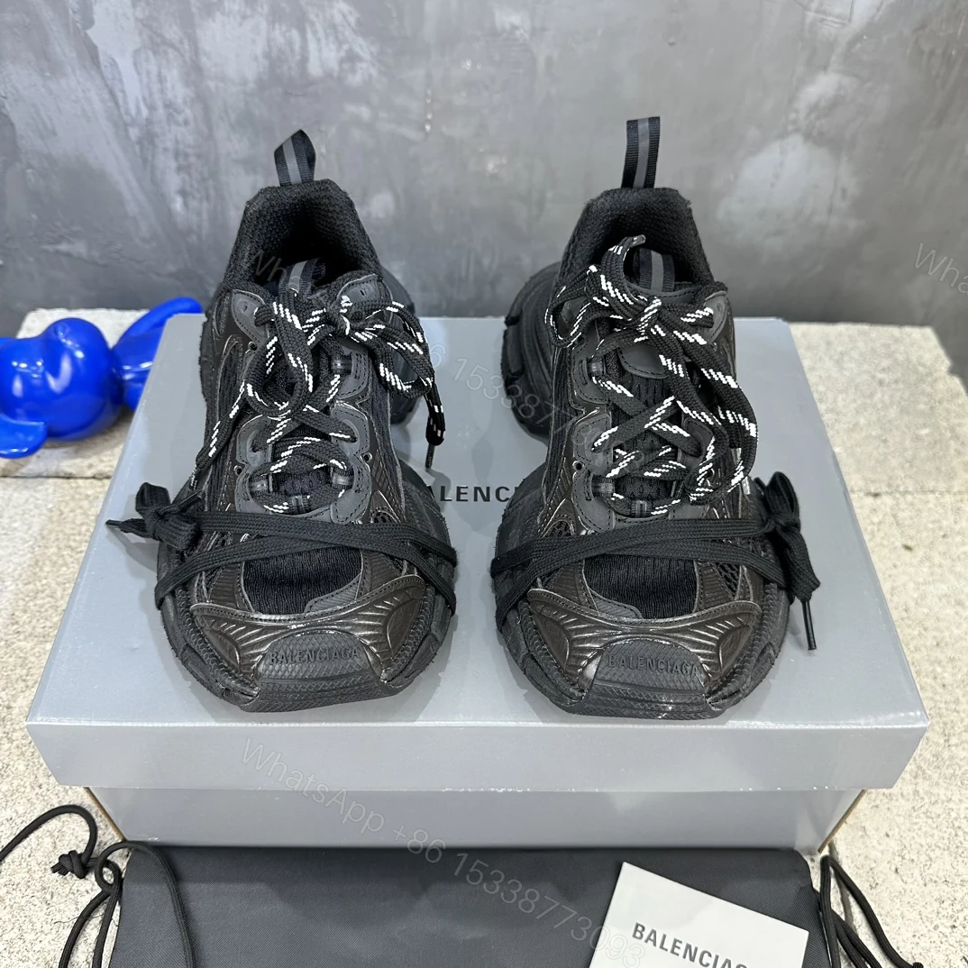 Balenciaga 原單黑色老爹鞋男士全黑簡約百搭復刻款 — view 1