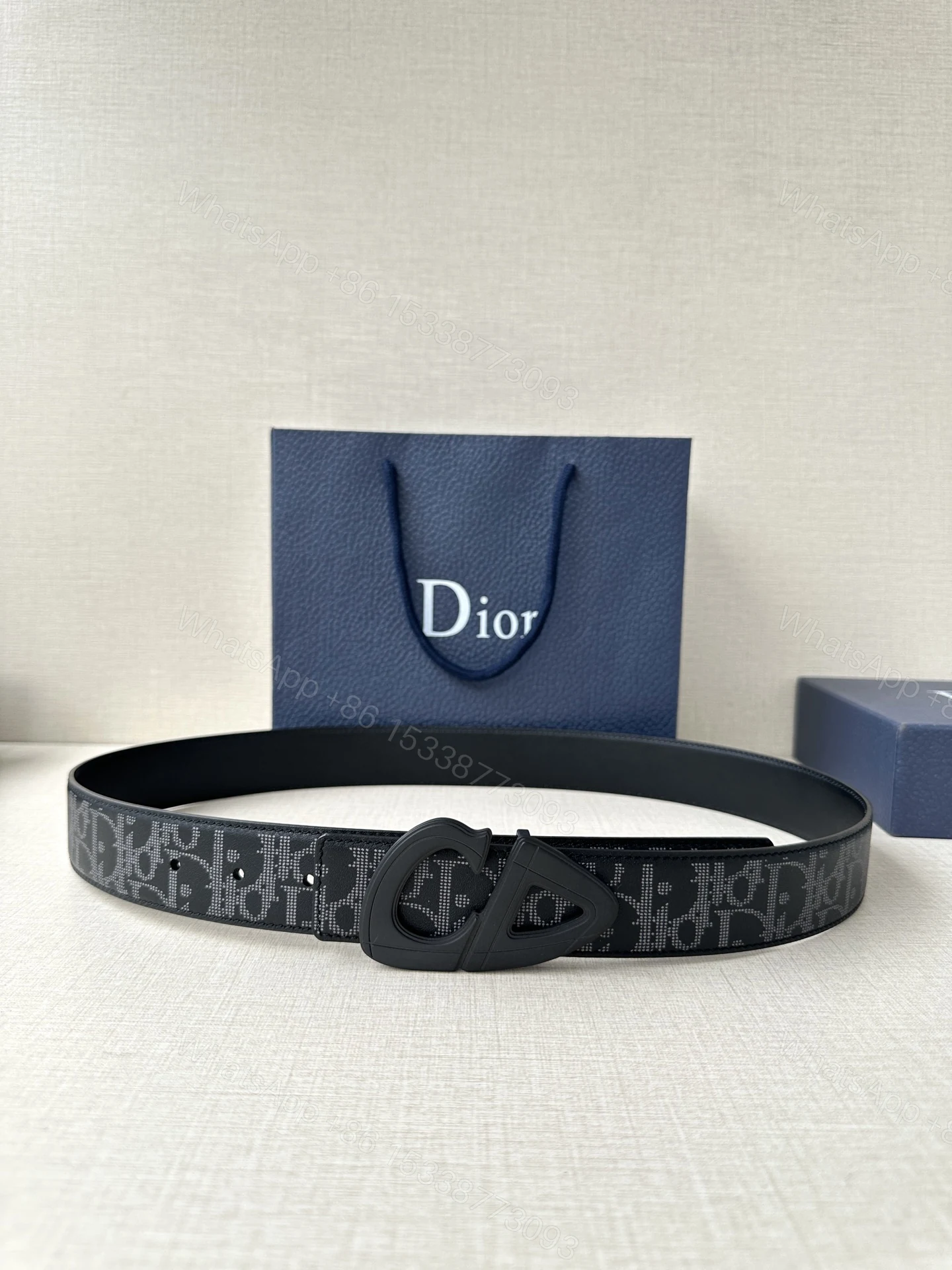 Dior一比一男女款CD滿版黑灰老花皮帶潮流街頭百搭設計款 — view 1