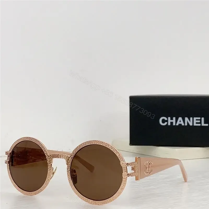 CHANEL — view 1