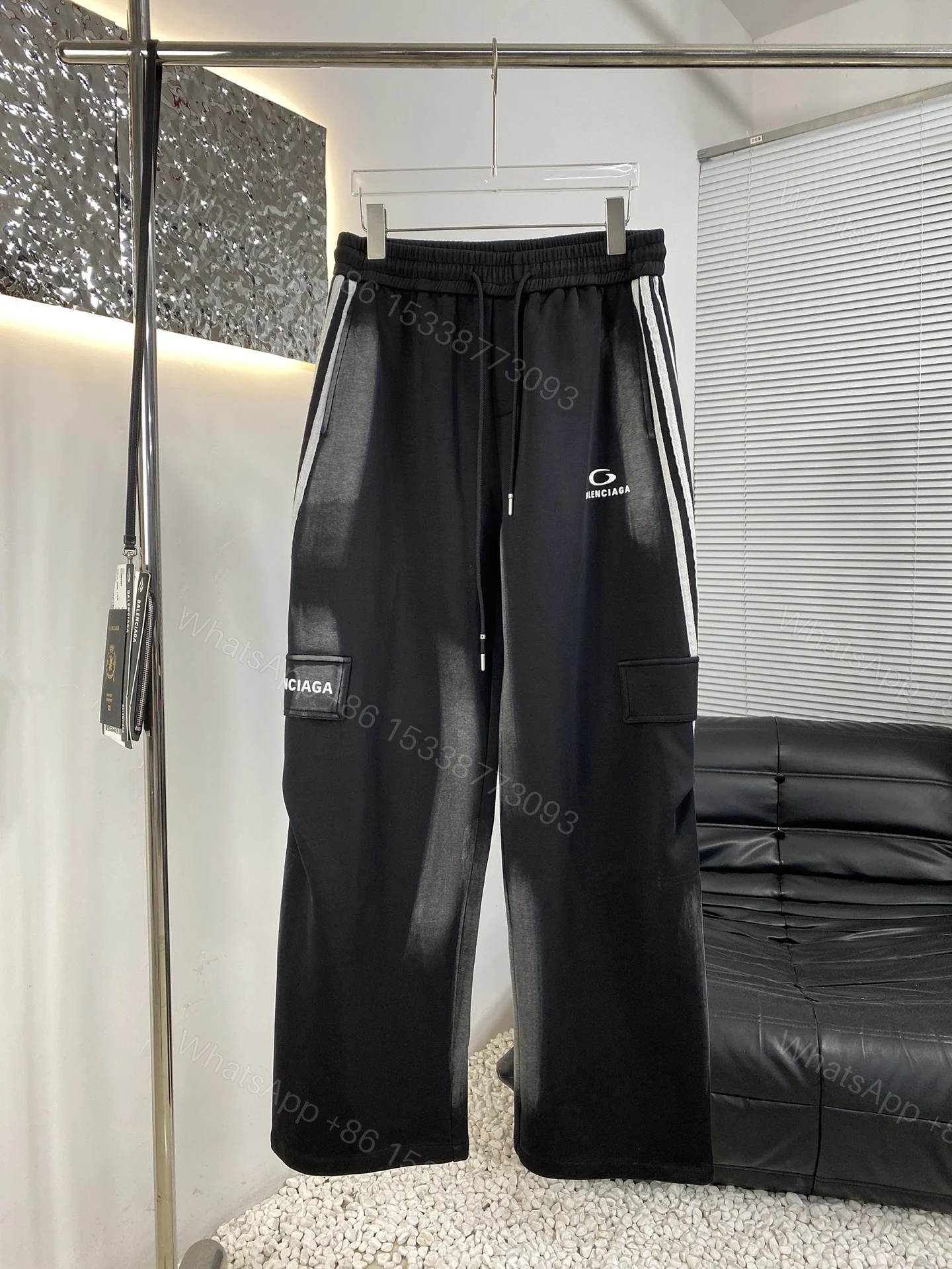 高仿Balenciaga經典雙線休閒長褲 百搭工裝風設計 — view 1