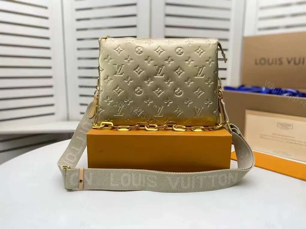 LOUIS VUITTON — view 1