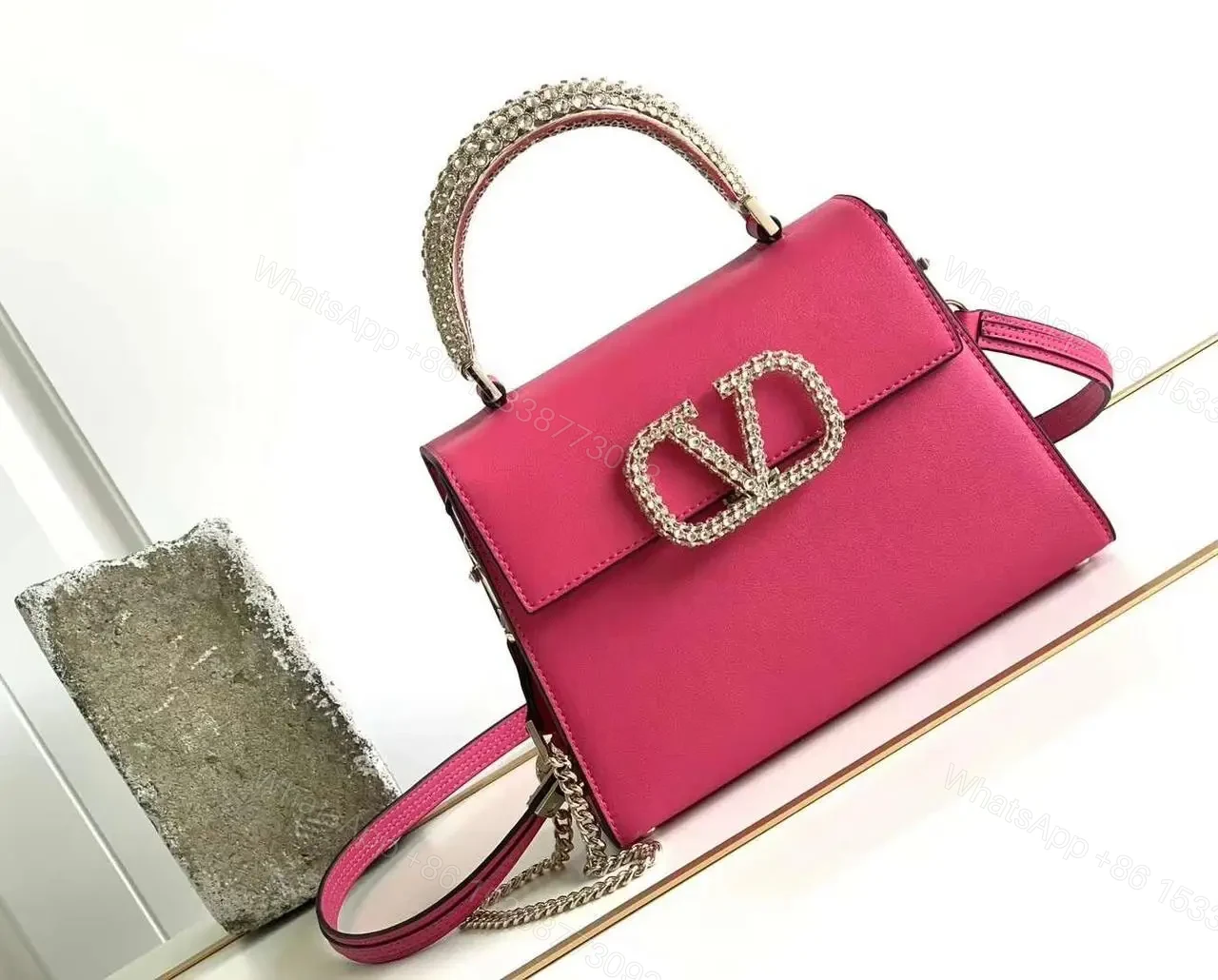 VALENTINO — view 1