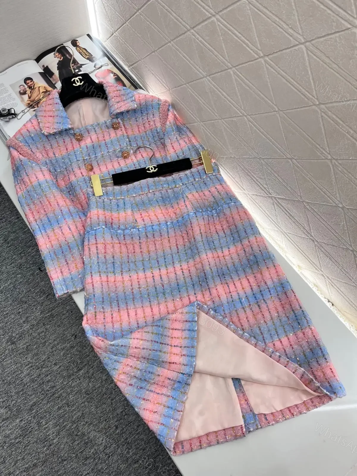 CHANEL — view 1