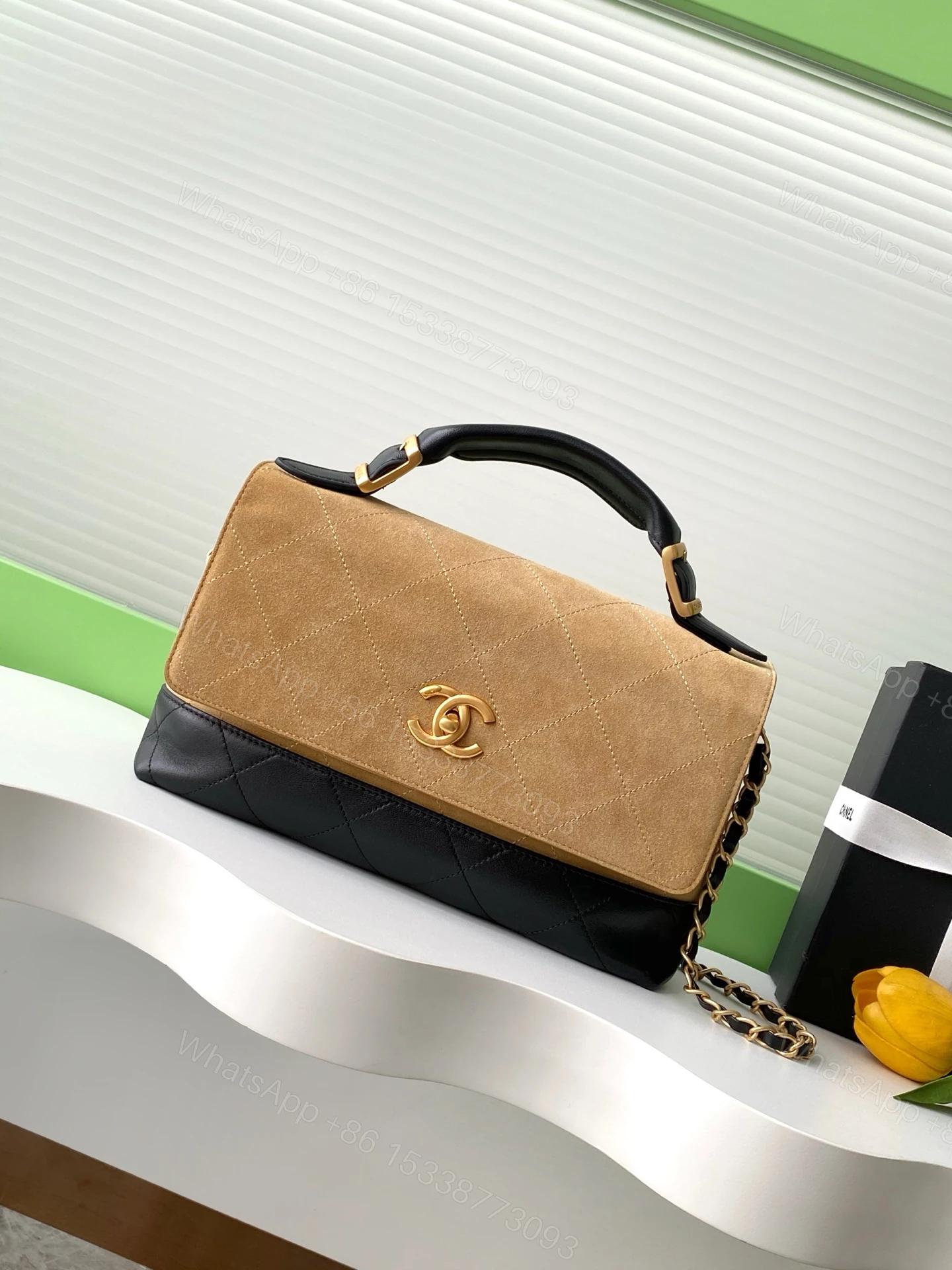 CHANEL 高仿 麂皮拼接手提鏈條包 黑棕配色 經典優雅 — view 1