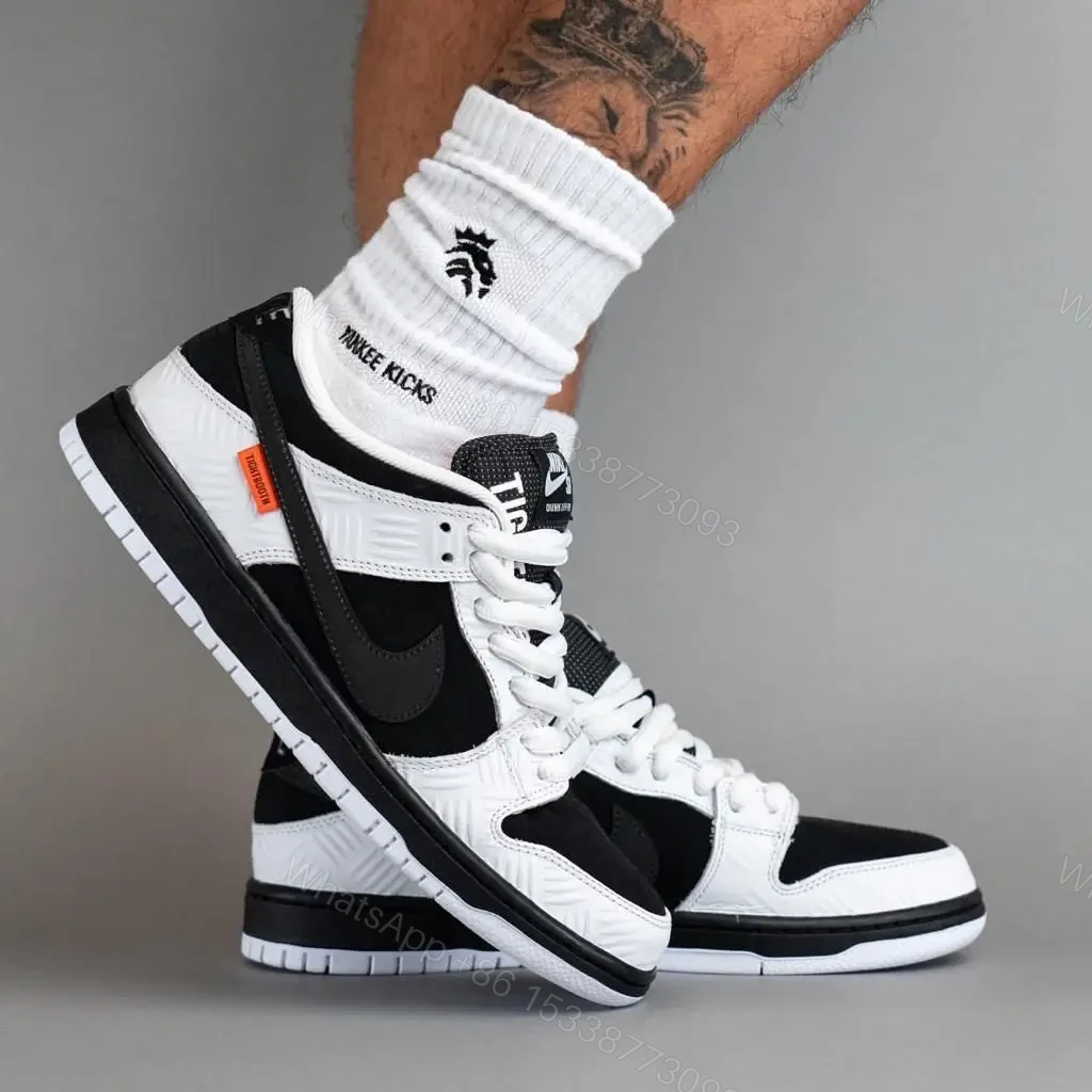 TIGHTBOOTH xNIKE SB DUNK LOW — view 1