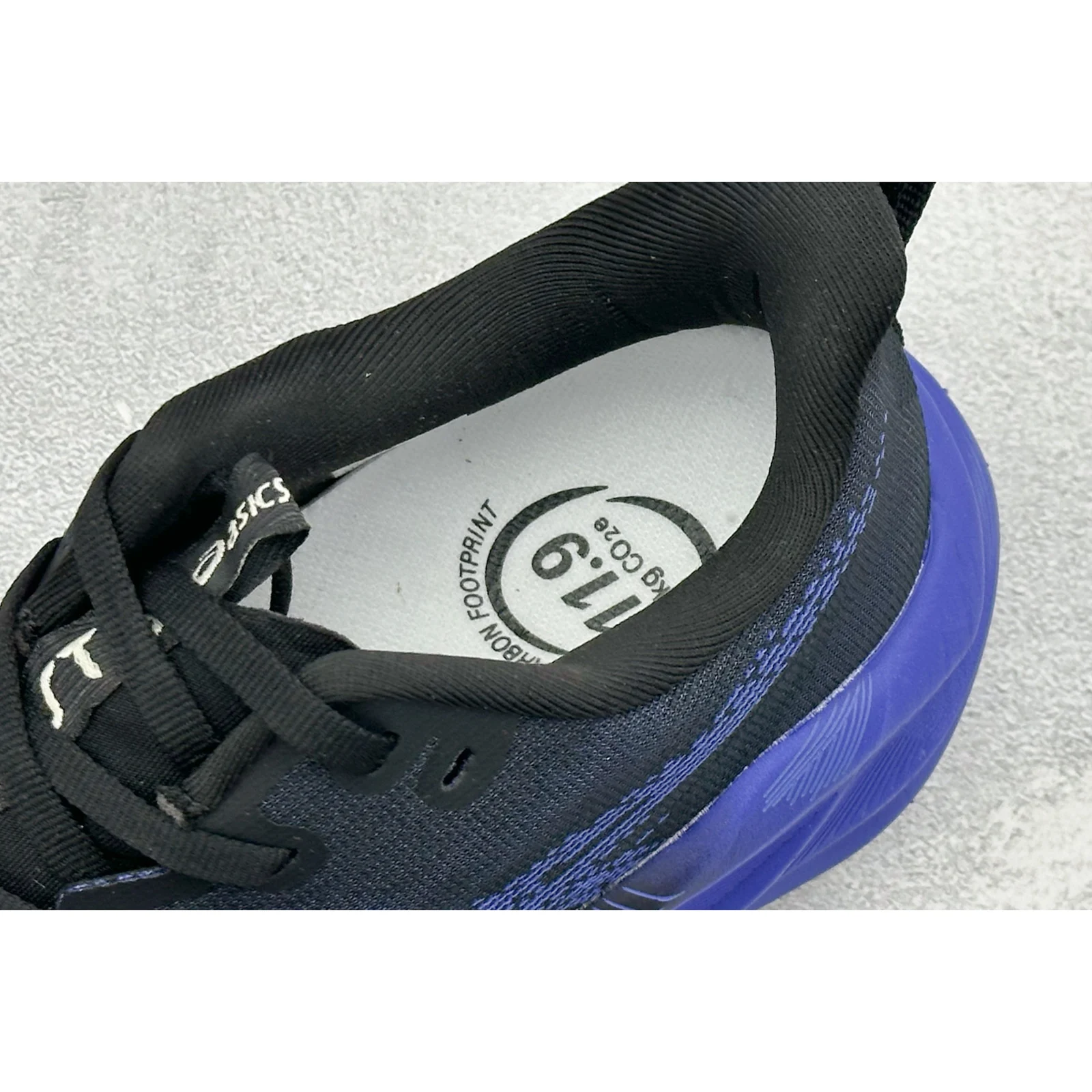 ASICS NOVABLAST 5 Black / Cobalt Burst · 1011B974-004
