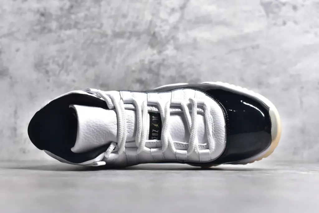 Air Jordan 11 Gratitude