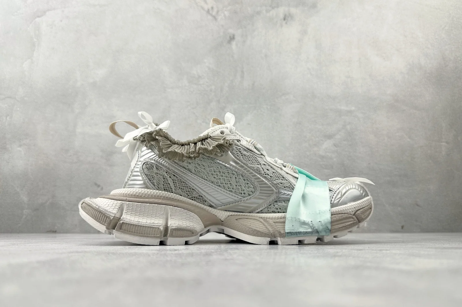 Balenciaga 3XL Lace Sneaker Taupe/White/Light Blue · 832994WXLMC2940