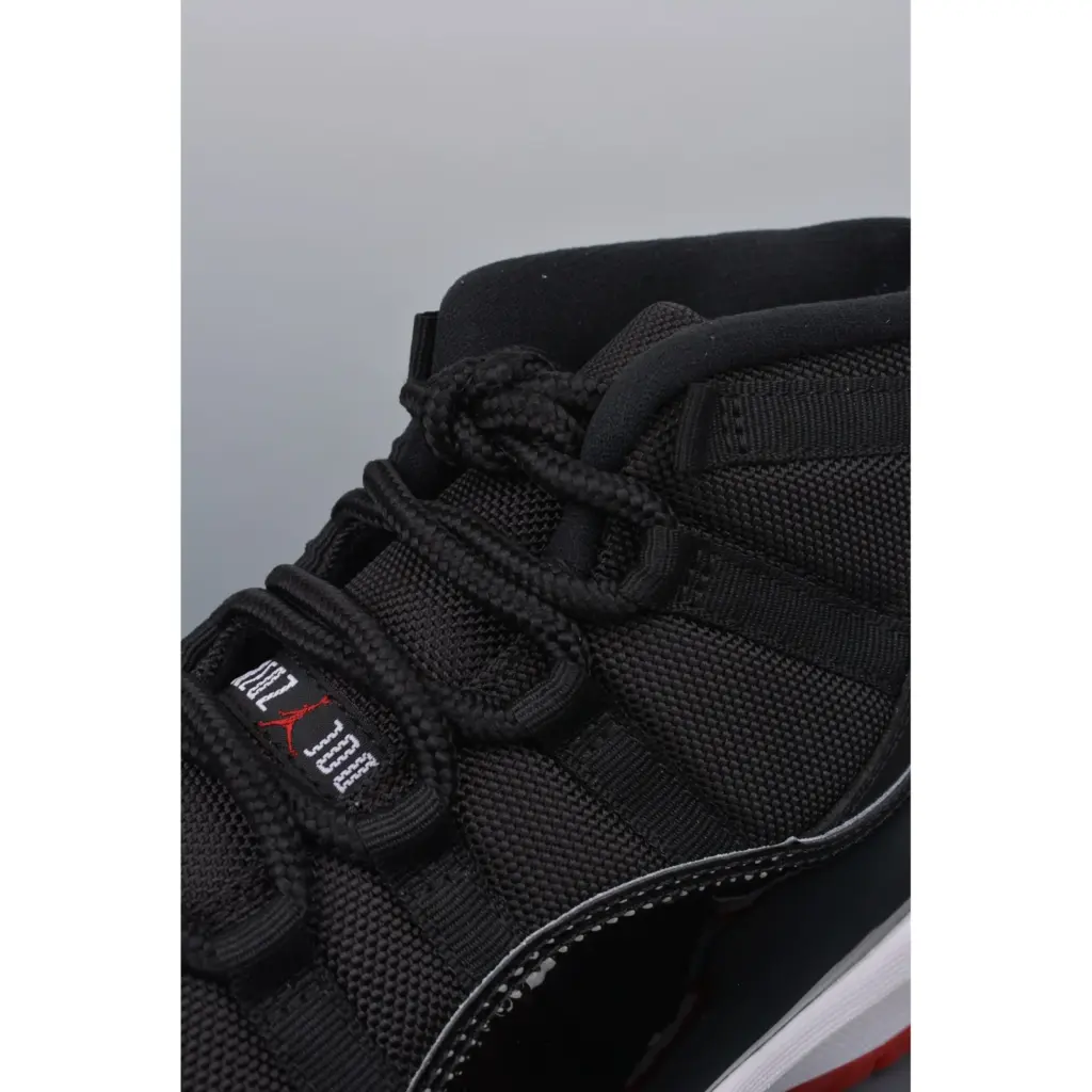 Air Jordan 11 Black/Red (Bred)