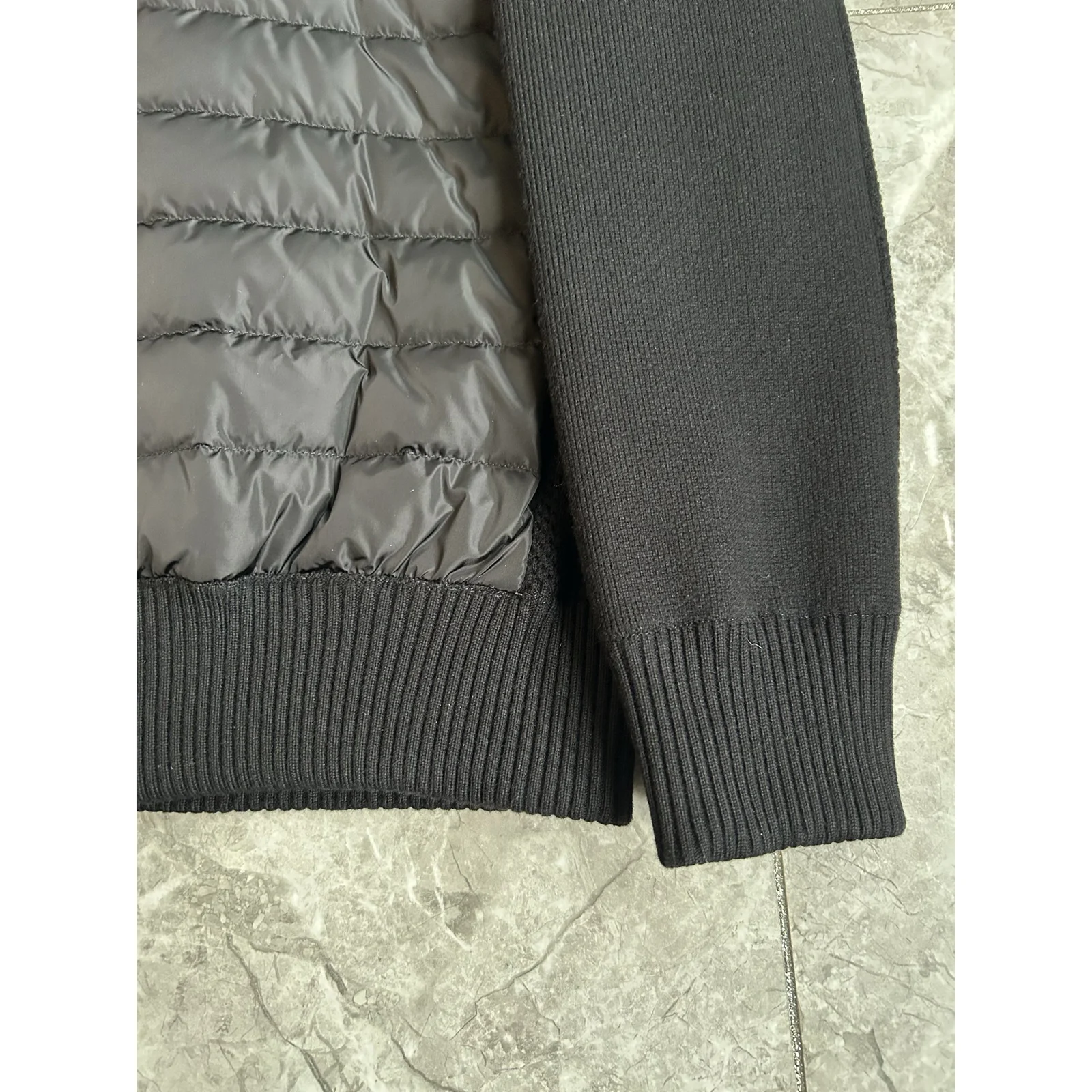 Canada Goose Men's HyBridge Knit Jacket Black / Classic Disc · 6830M-9061