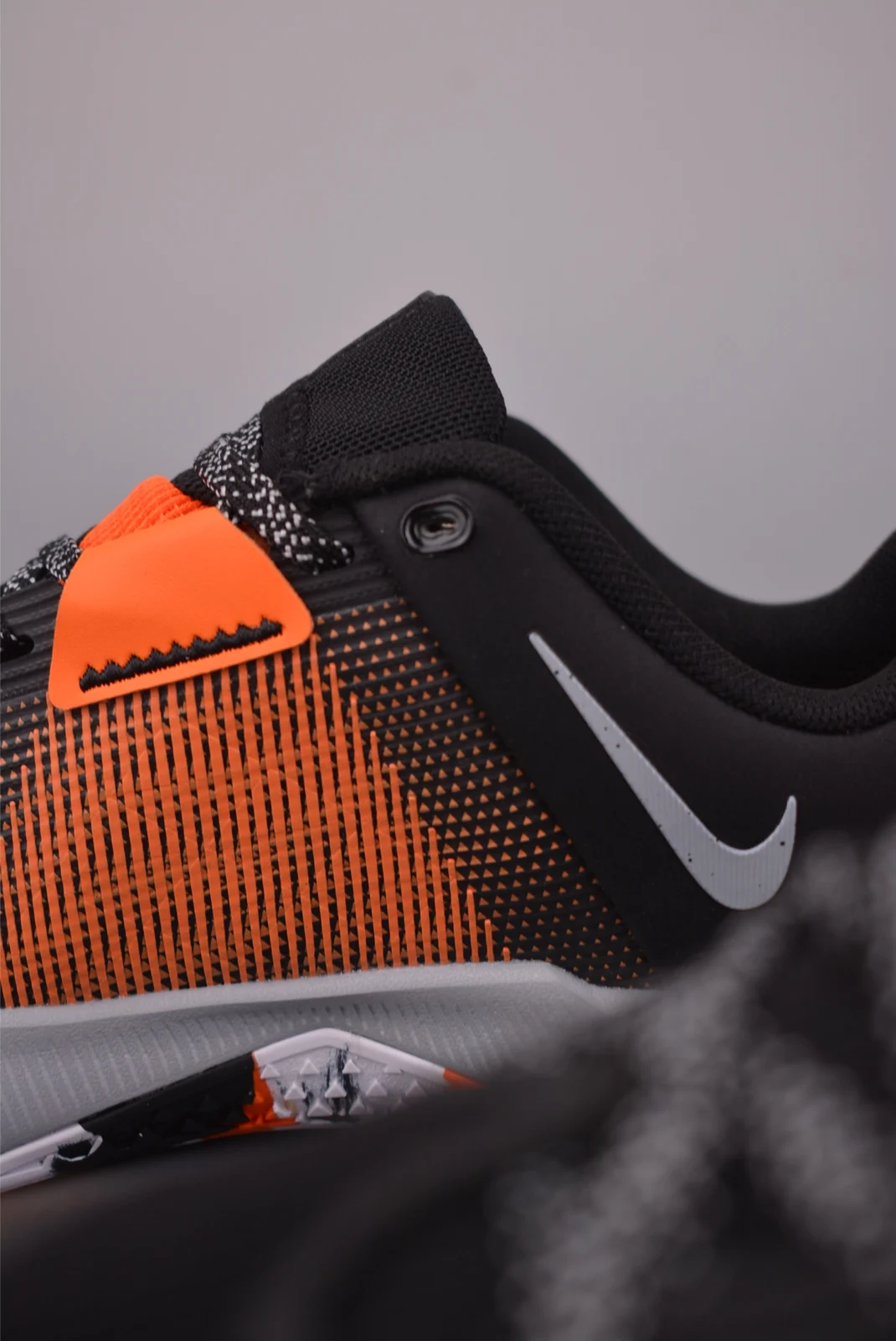 Nike Metcon 10 Black / Safety Orange / Wolf Grey · HJ1875-005