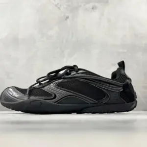 Balenciaga Radar Sneaker Black / Grey · 865703WSTEO1011