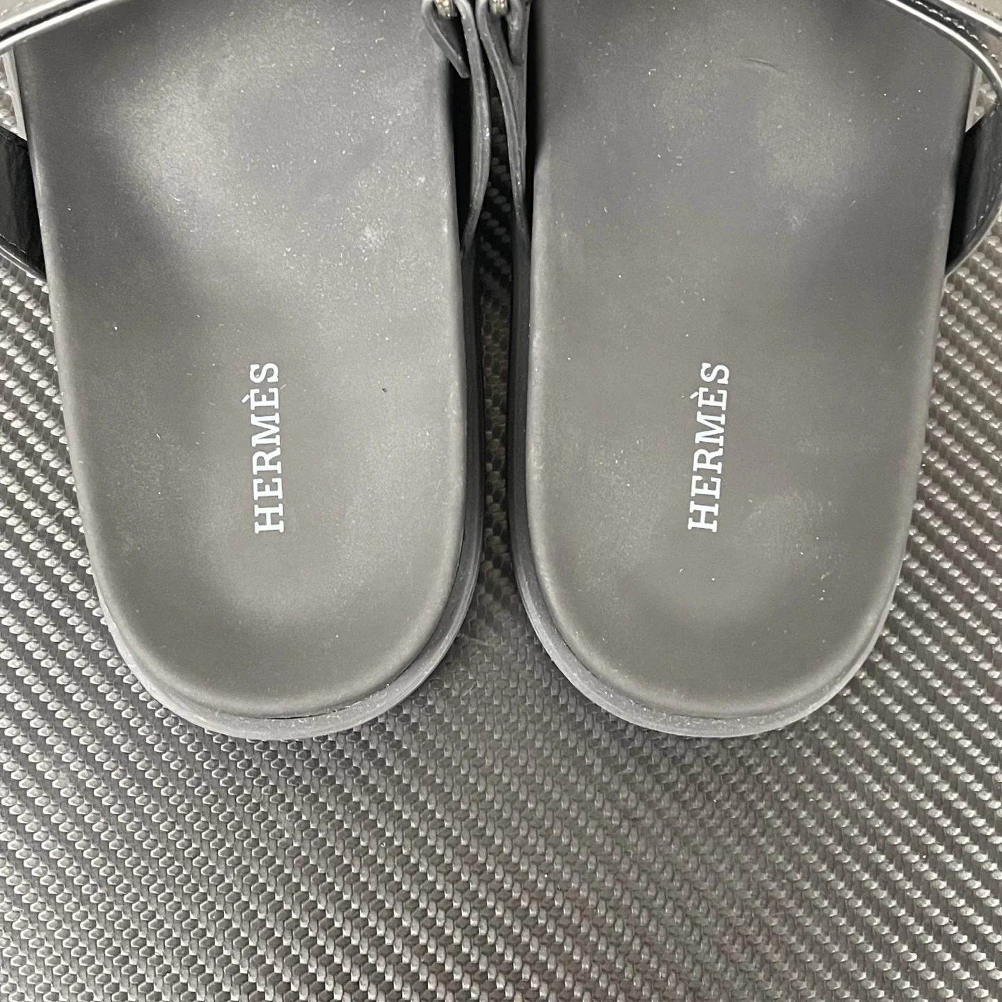 Hermès Chypre Sandal Noir