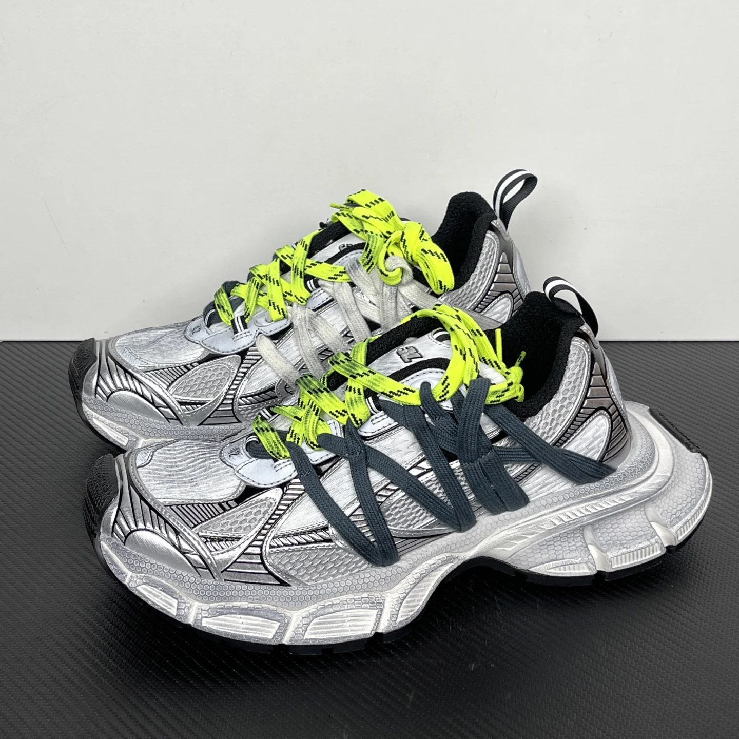 Balenciaga 3XL Interlace Sneaker Grey / Neon Yellow · 863644W3XTL1177