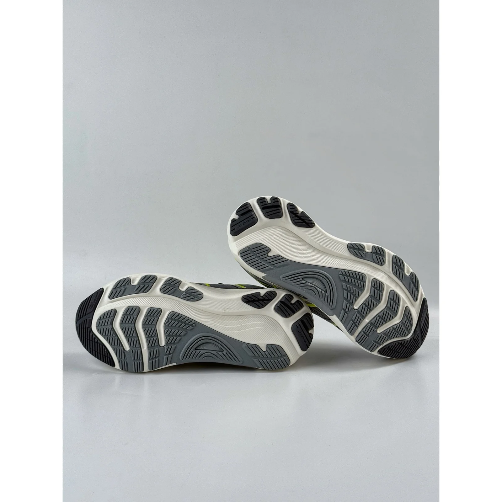 ASICS GEL-KAYANO 32 Gravel / Citron · 1011C052-021