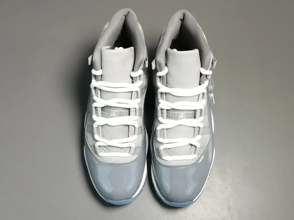 Air Jordan 11 Cool Grey