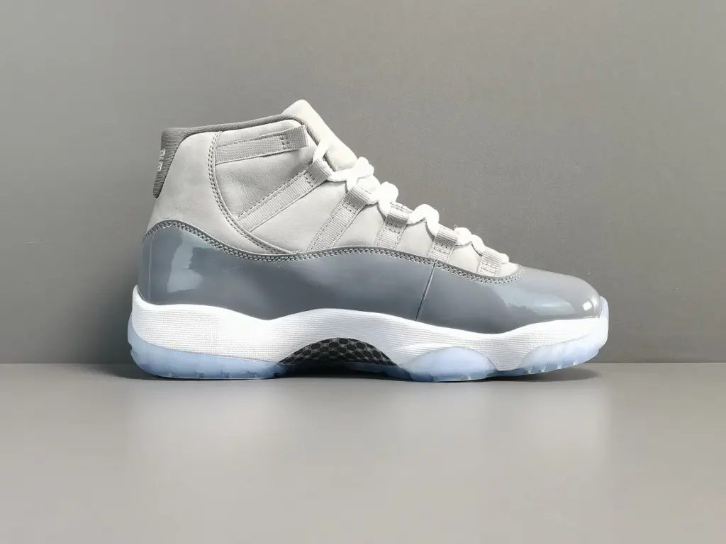Air Jordan 11 Cool Grey