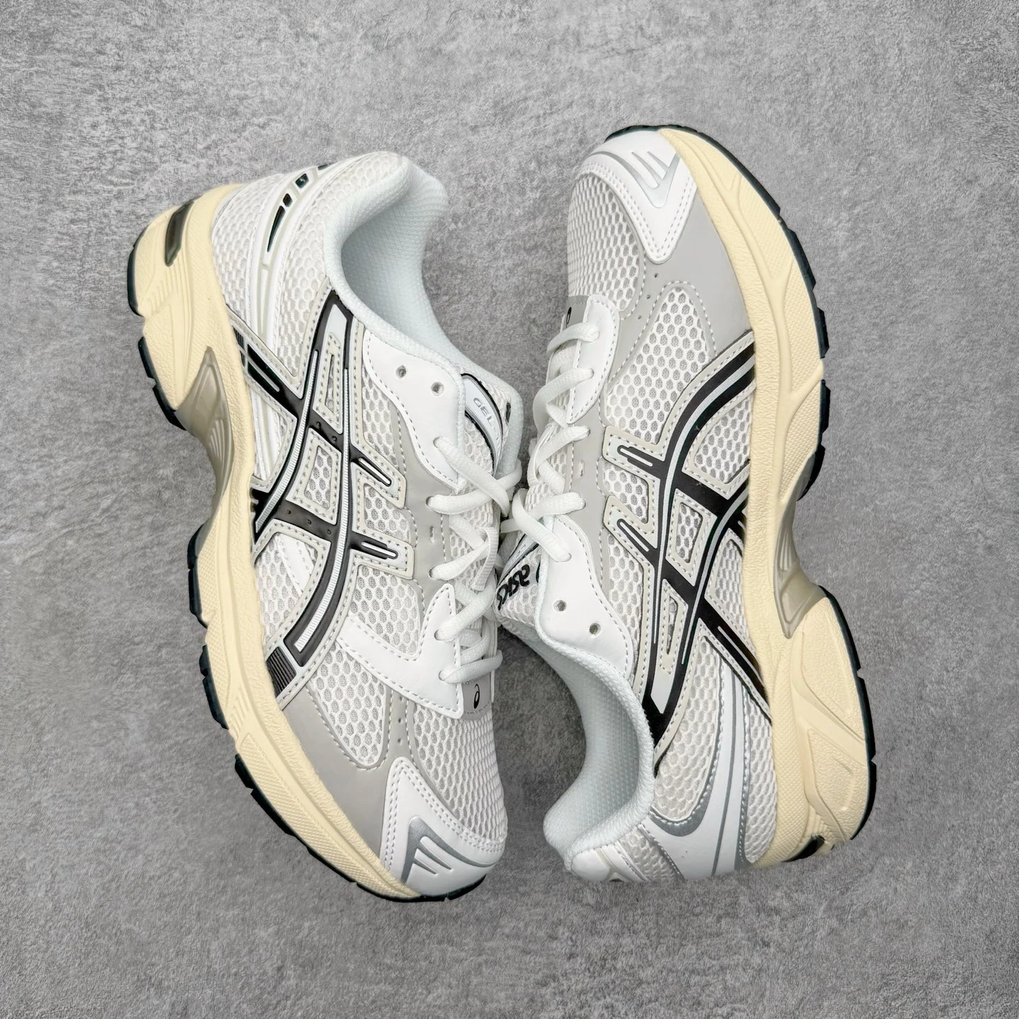 ASICS GEL-1130 White / Cloud Grey · 1201A256-118