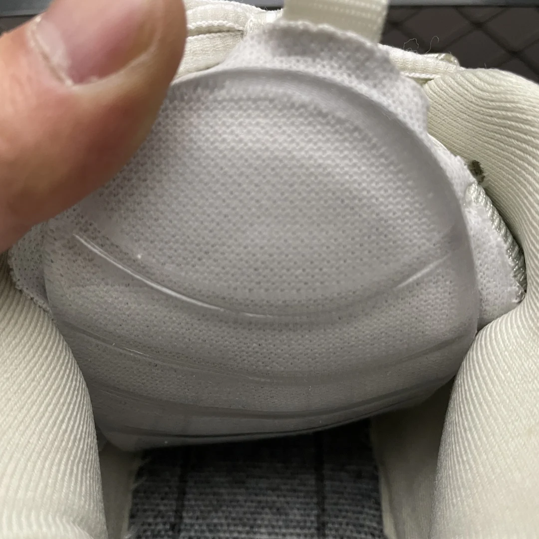Balenciaga Track Sneaker White · 542023W1GB19000