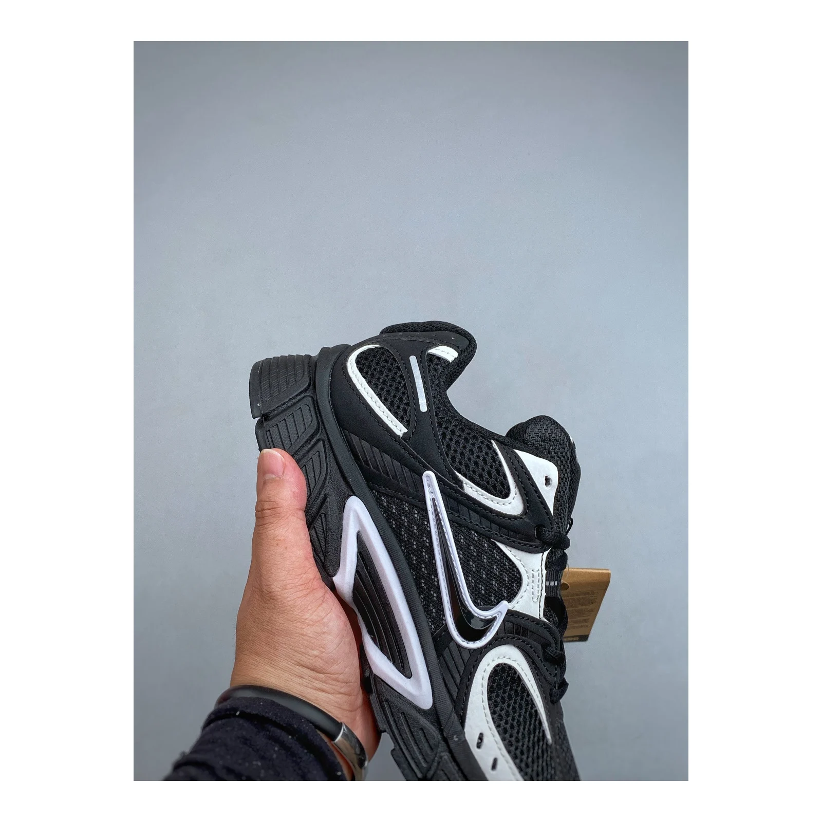 Nike V5 RNR Black / White / Black · IO7835-001