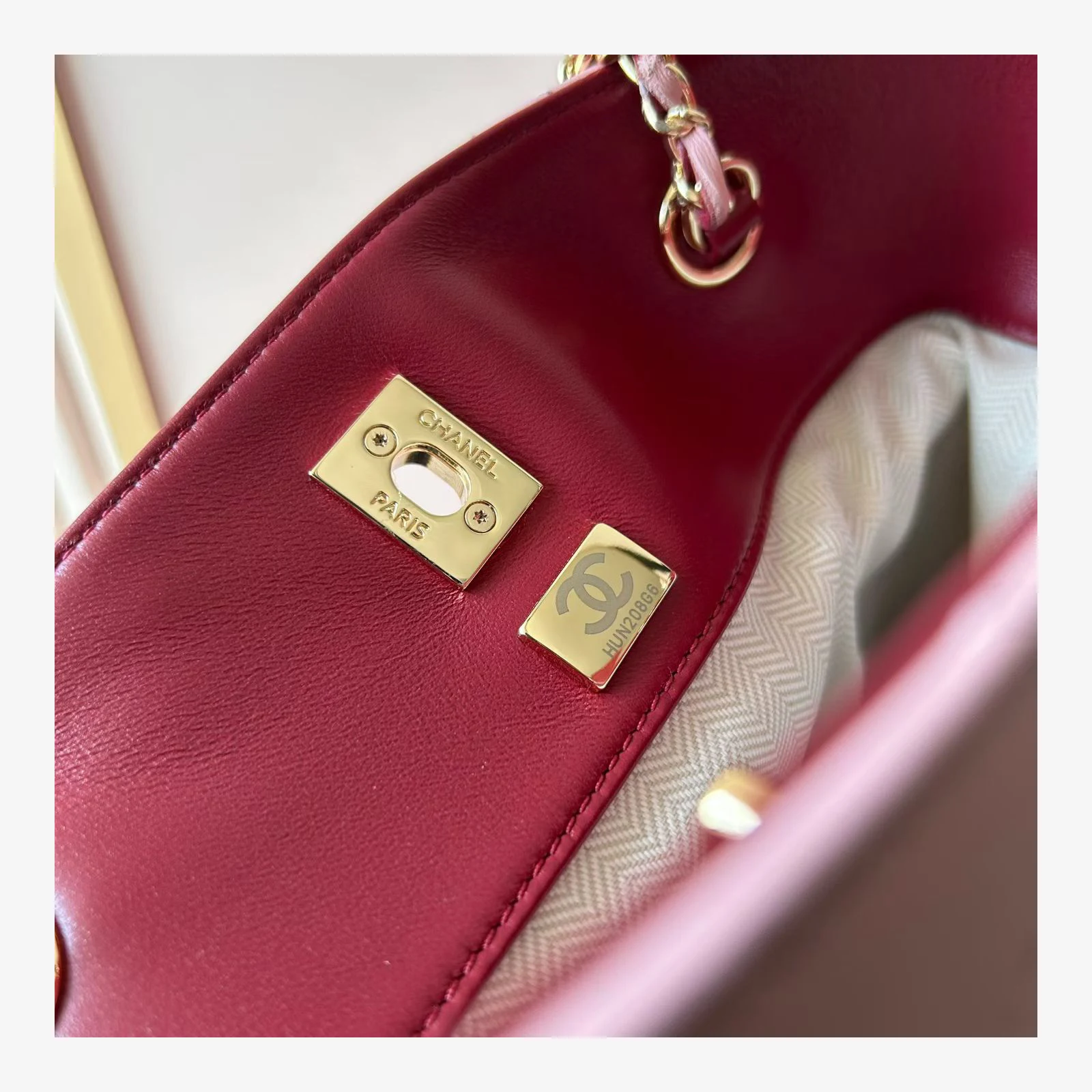 Chanel Small Shopping Bag AS6495 · Lambskin Light Pink · Lambskin · Gold-Tone Metal