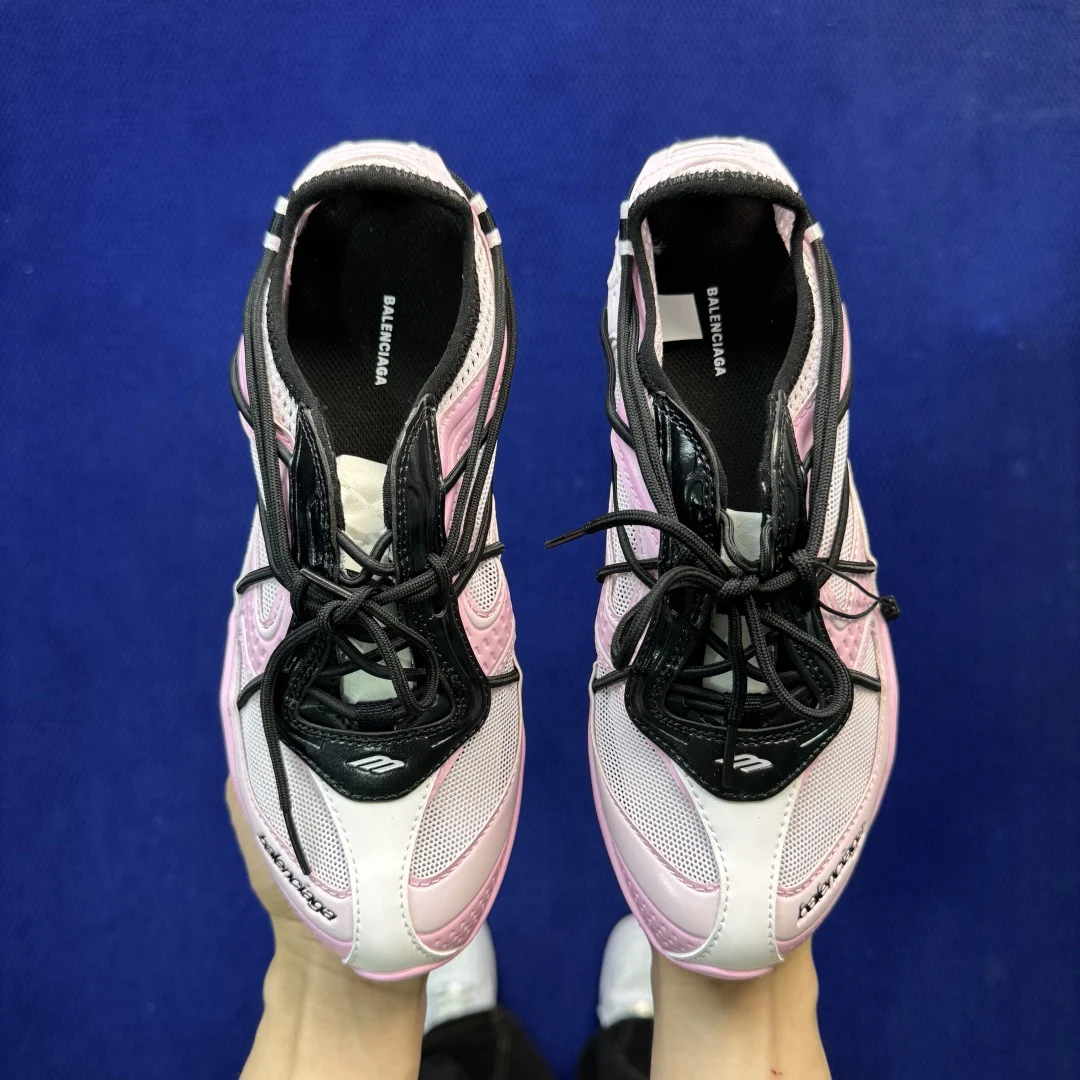 Balenciaga Radar Slip-On Sneaker Pink/Black · 865868WSTBL5010