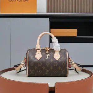 Louis Vuitton Speedy Bandoulière 20 Monogram Monogram · Black strap · M46234