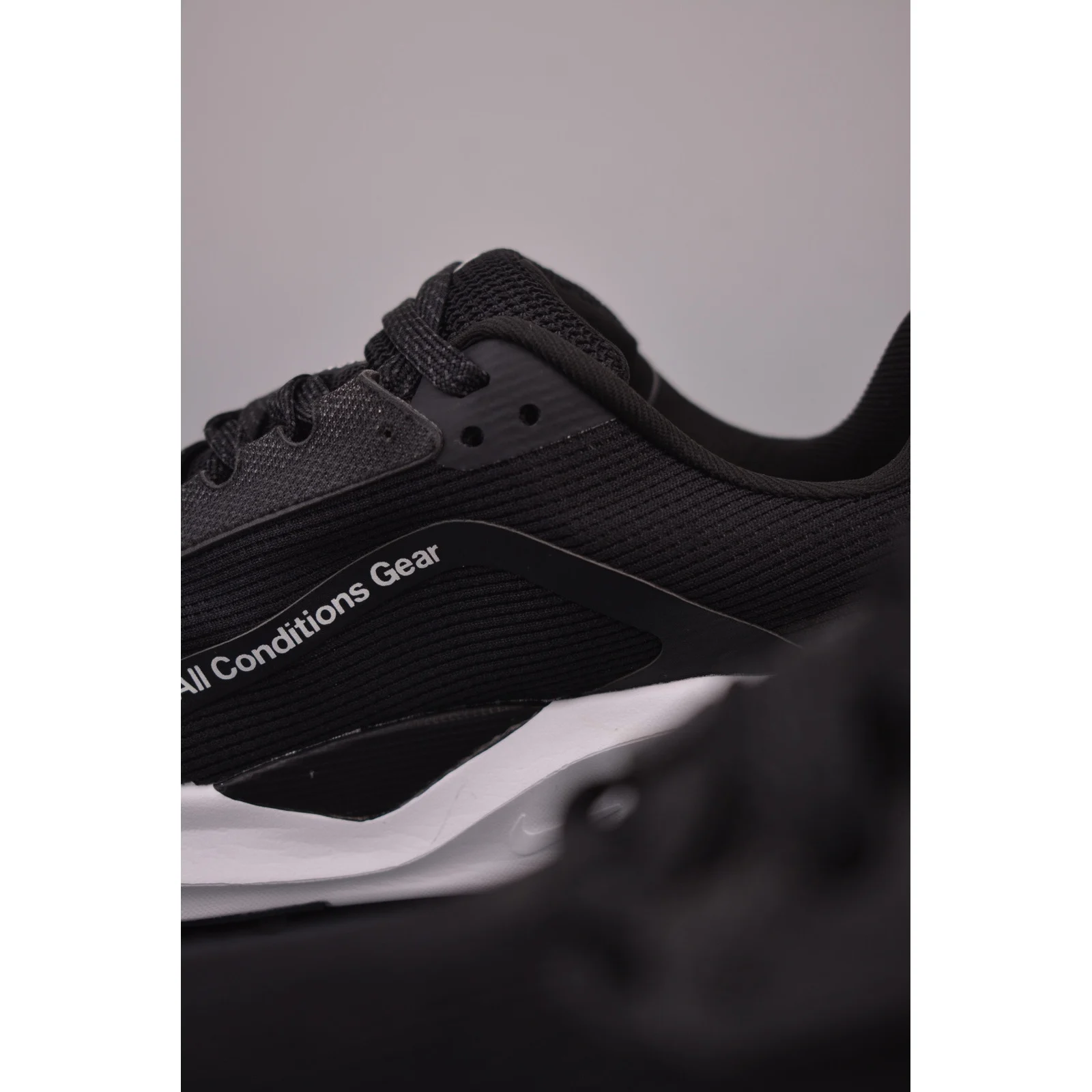 Nike ACG Pegasus Trail Black / Anthracite / Summit White · HV8116-001