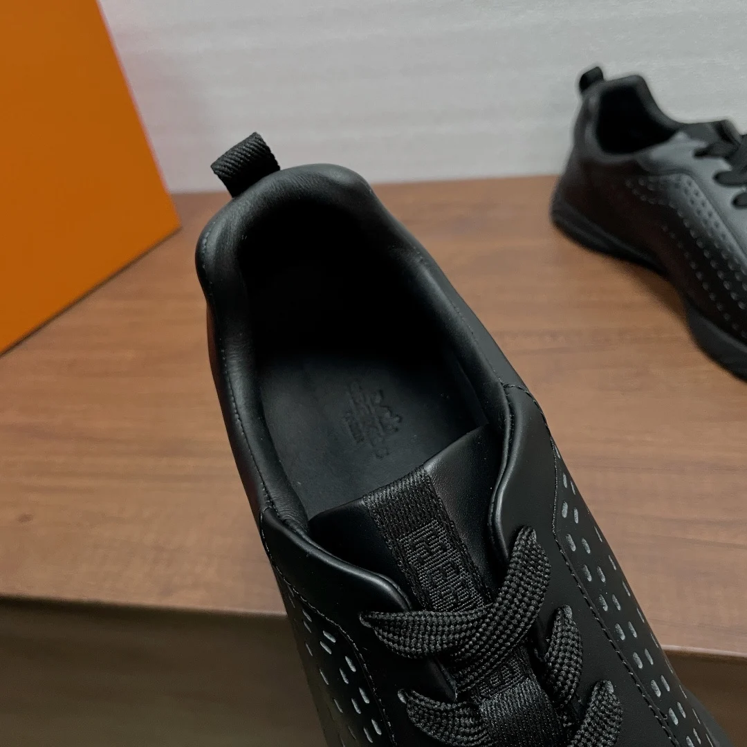Hermès Neon Sneaker Noir