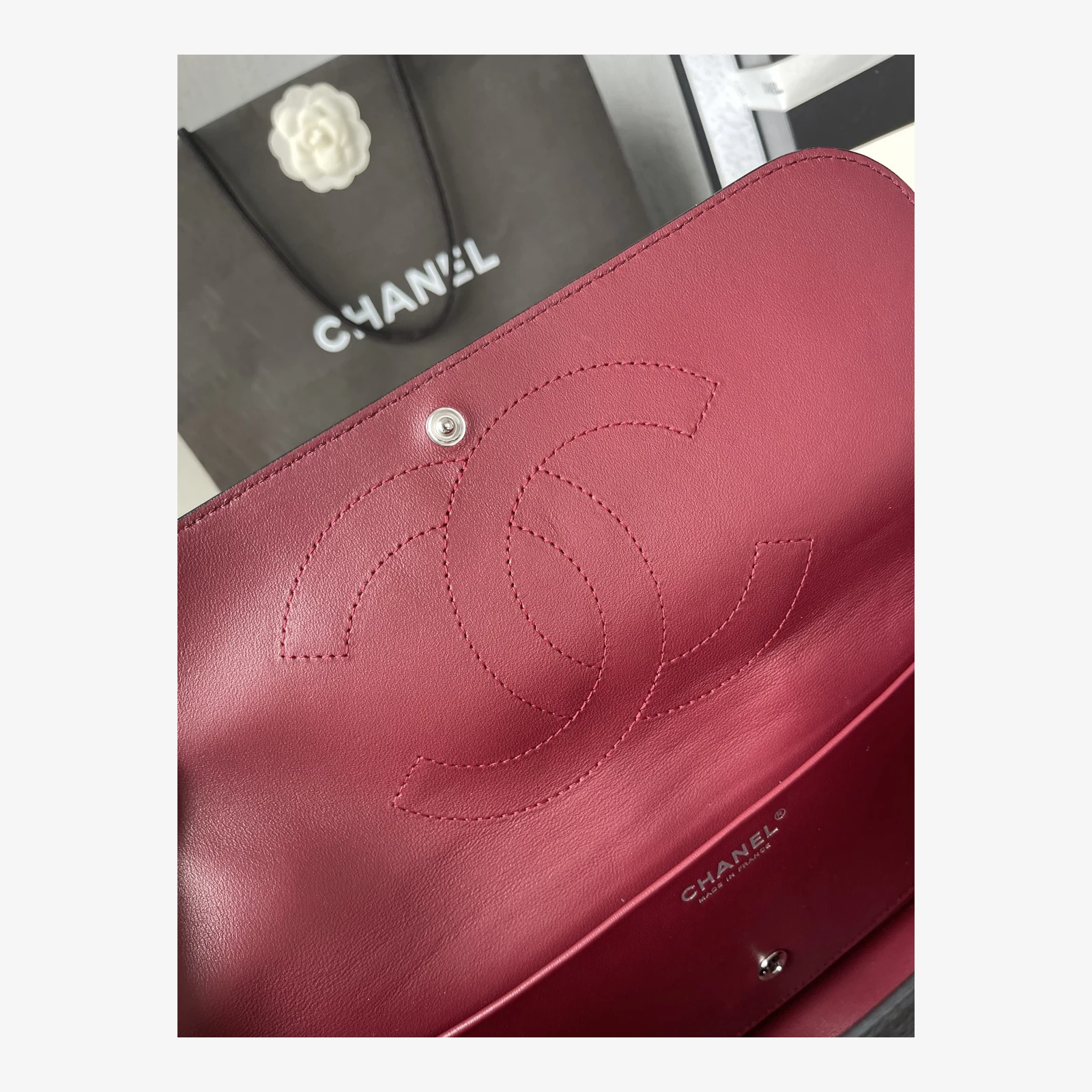 Chanel Maxi Flap Bag AS6231 · Black Grained Calfskin — image 10